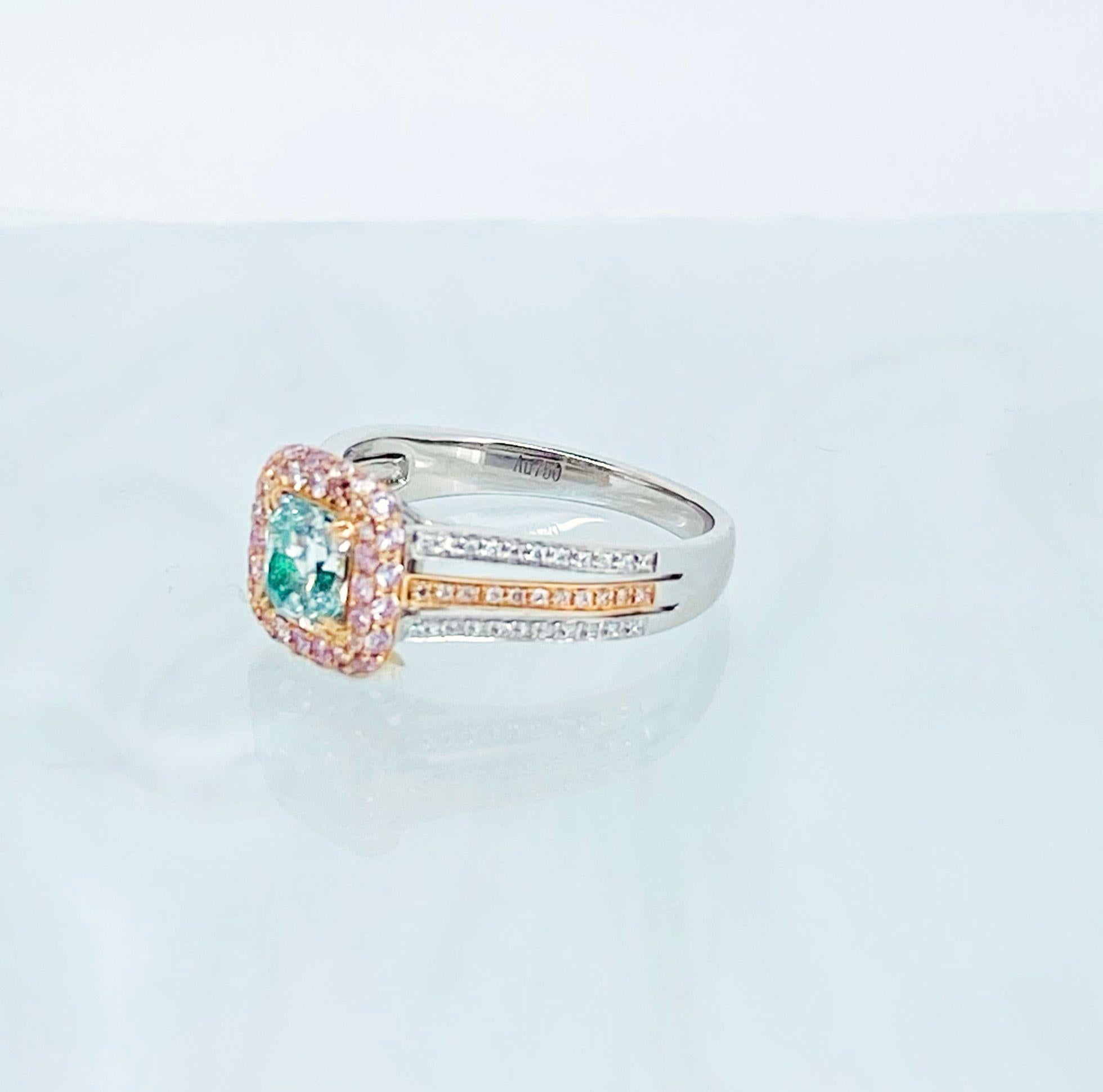 Anillo de diamantes con certificado GIA de 0,83 quilates de color verde claro fantasía y claridad VS1 en venta 7