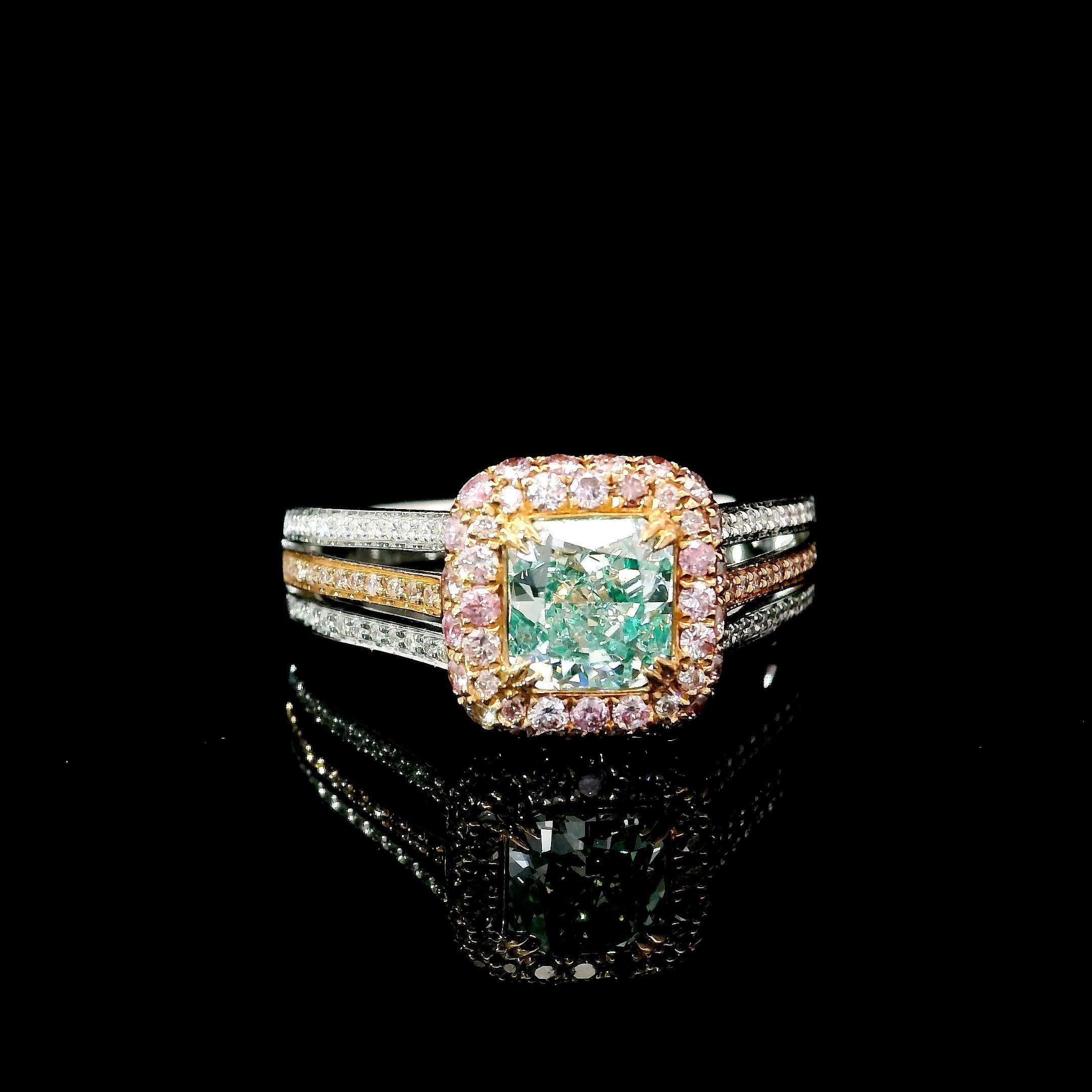 Anillo de diamantes con certificado GIA de 0,83 quilates de color verde claro fantasía y claridad VS1 Corte cojín en venta