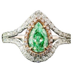 GIA Certified 0.83 Carat Fancy Light Green VS2 Clarity Diamond Ring