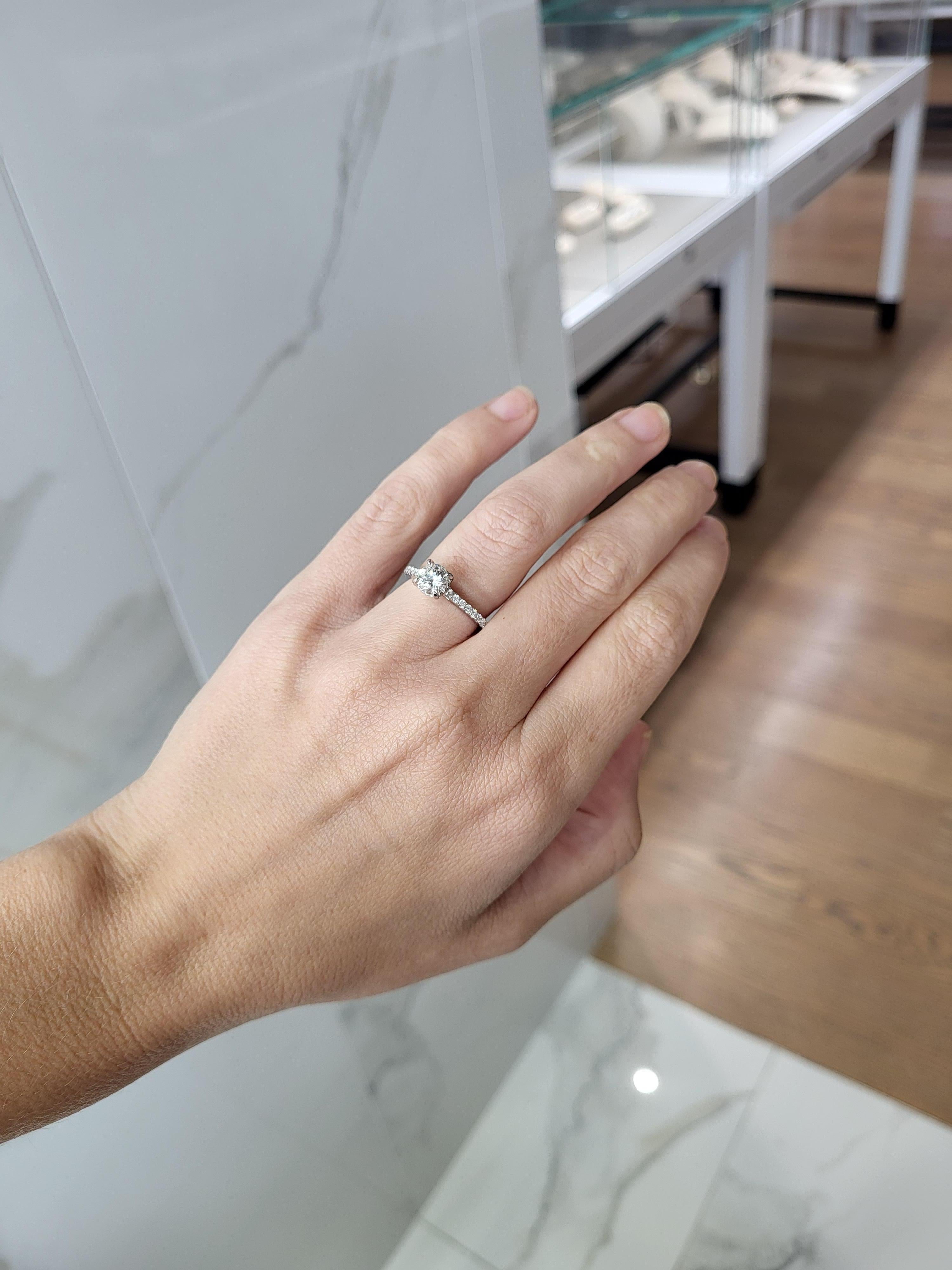 GIA-zertifizierter 0,84 Karat natürlicher runder Brillant-Diamant-Verlobungsring 4
