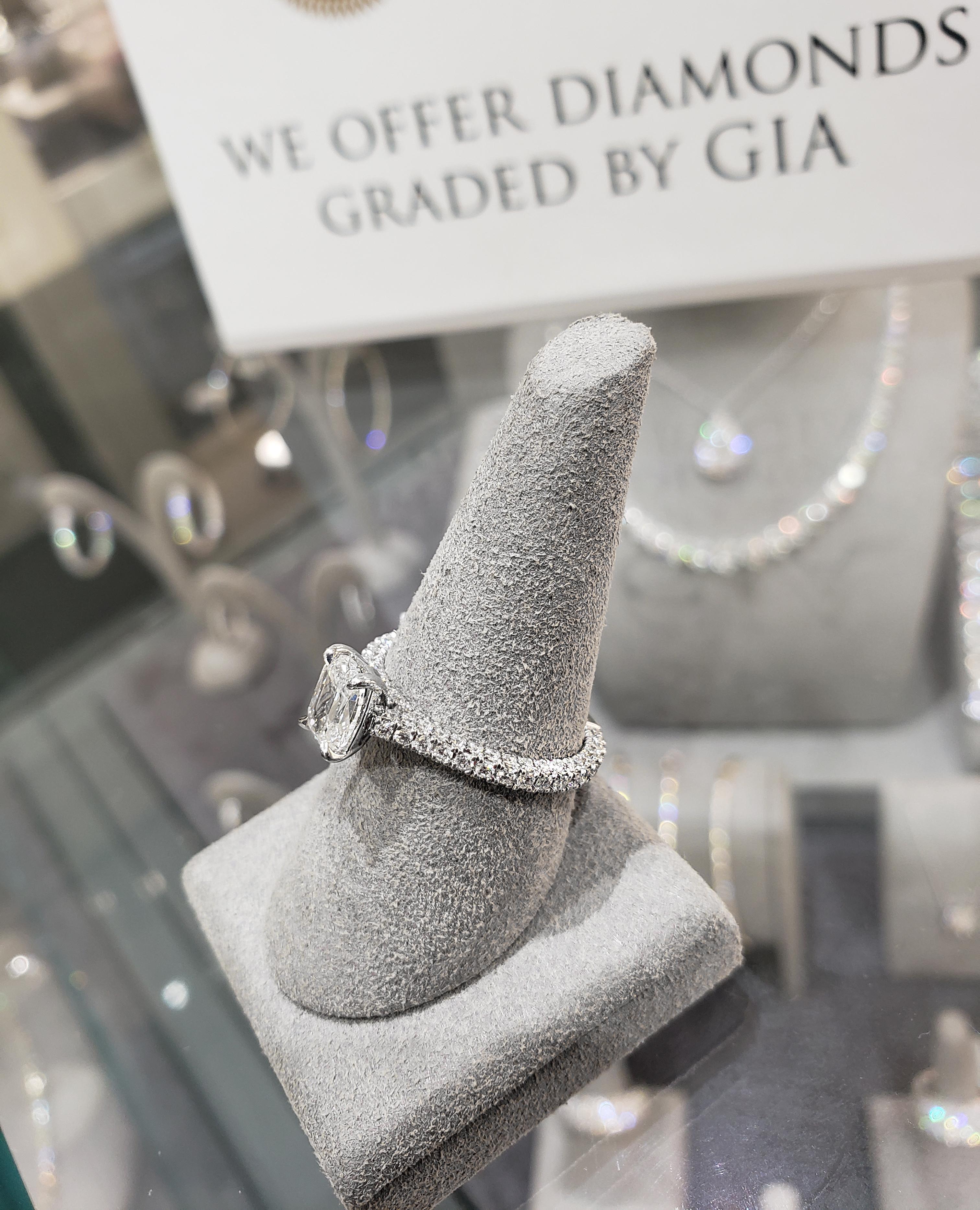 Women's GIA Certified 0.85 Carats Elongated Cushion Cut Diamond Engagement Ring For Sale