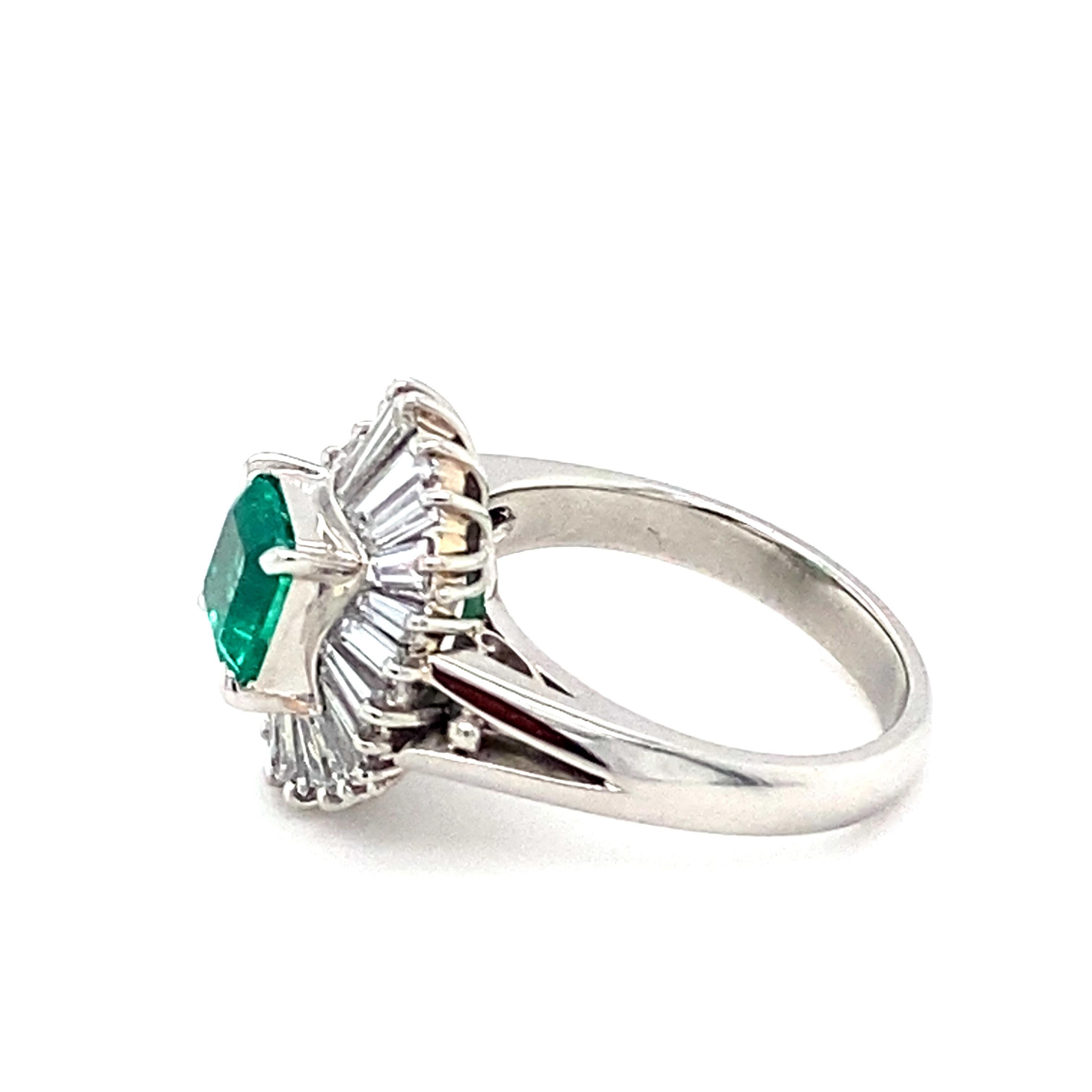 GIA Certified 0.85 Carat Octagon Cut Columbian Emerald Diamond Ring For Sale 7