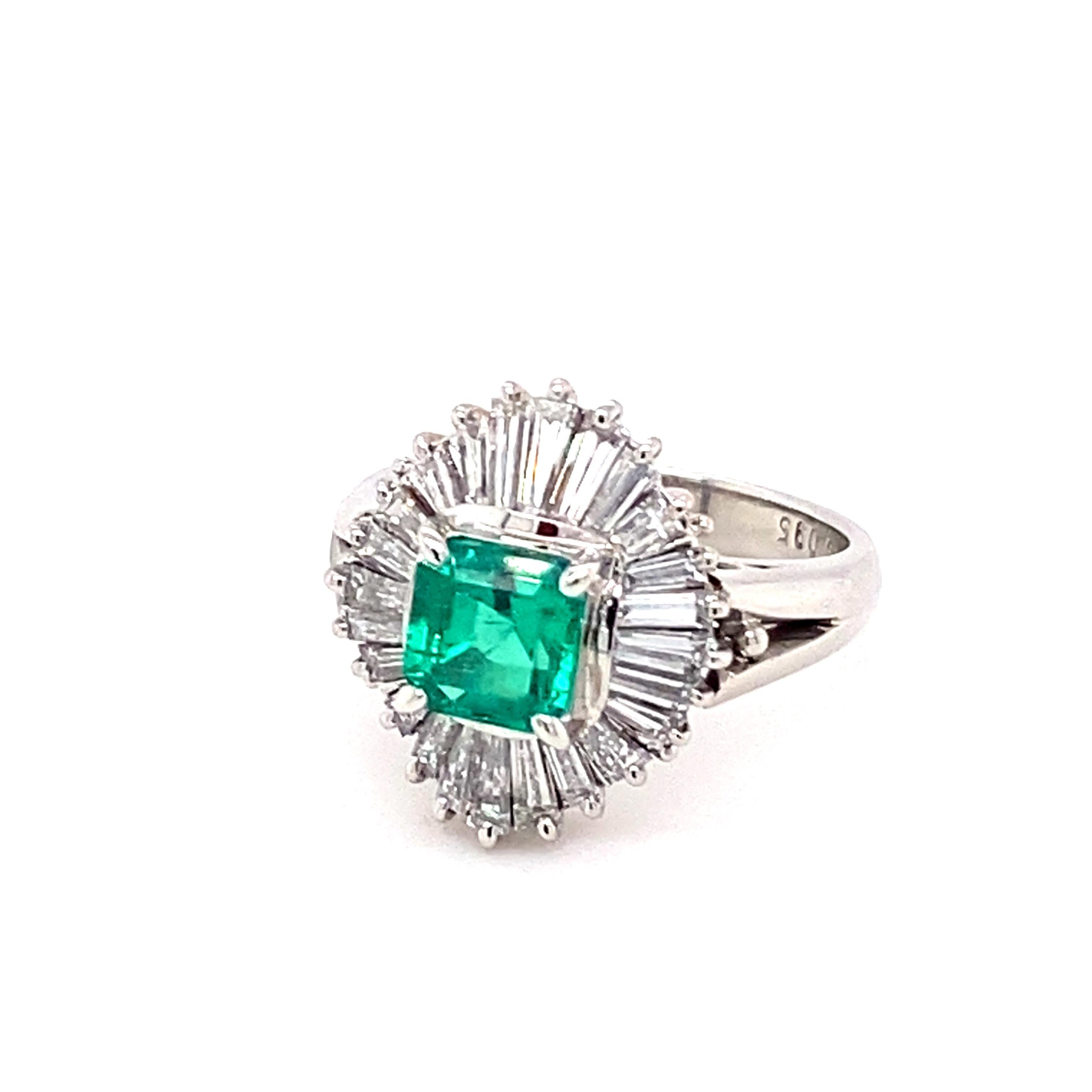 GIA Certified 0.85 Carat Octagon Cut Columbian Emerald Diamond Ring For Sale 11