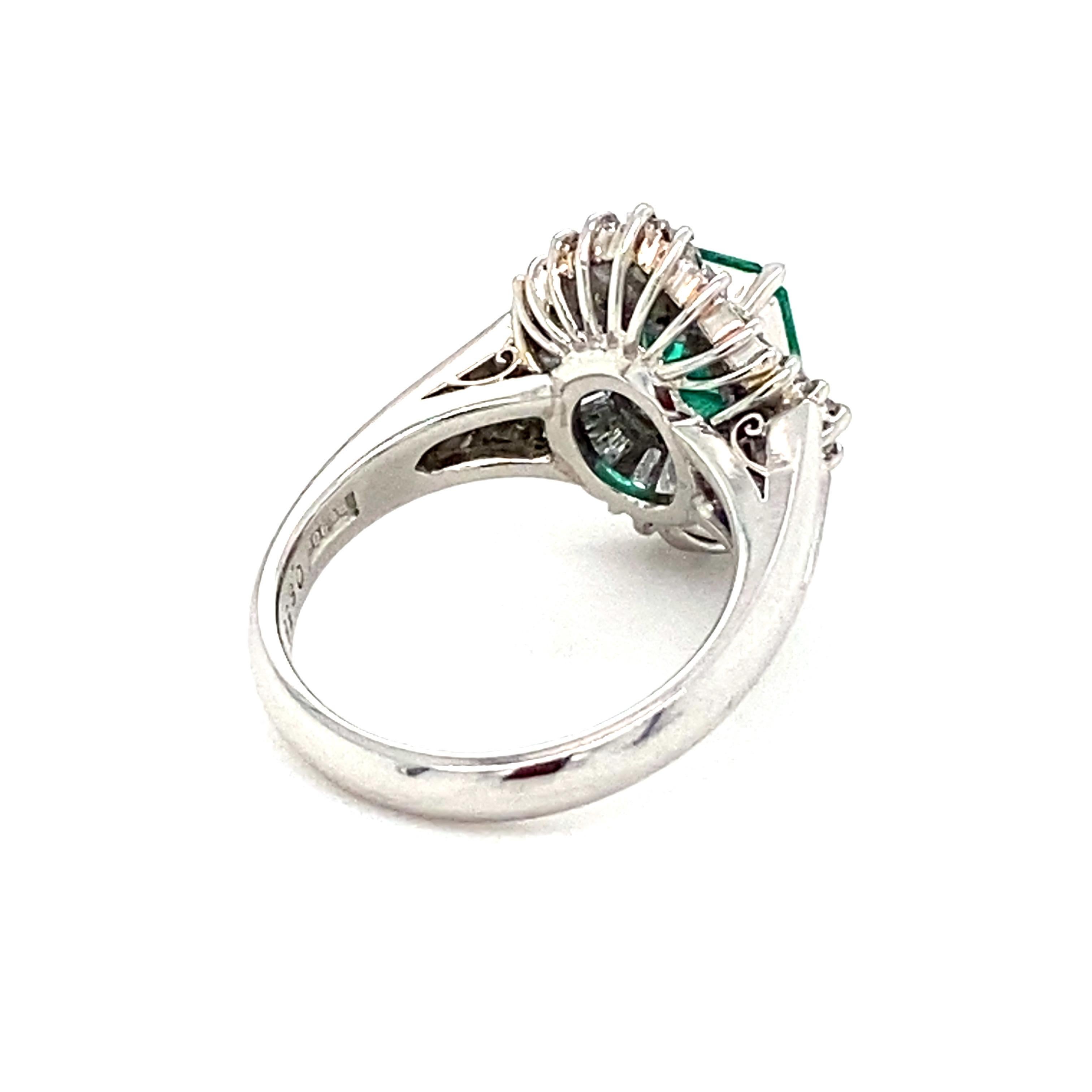 GIA Certified 0.85 Carat Octagon Cut Columbian Emerald Diamond Ring For Sale 14