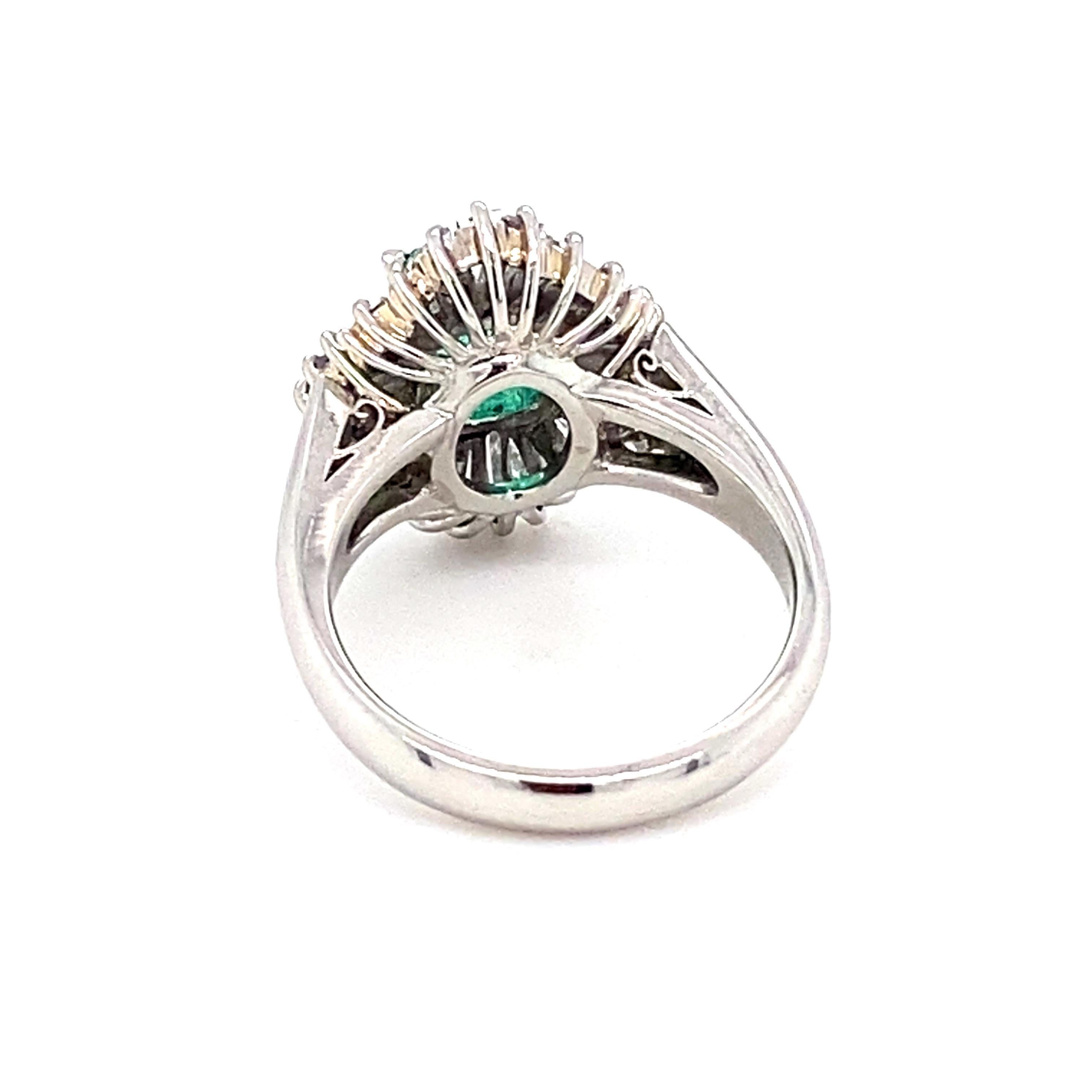 GIA Certified 0.85 Carat Octagon Cut Columbian Emerald Diamond Ring For Sale 15