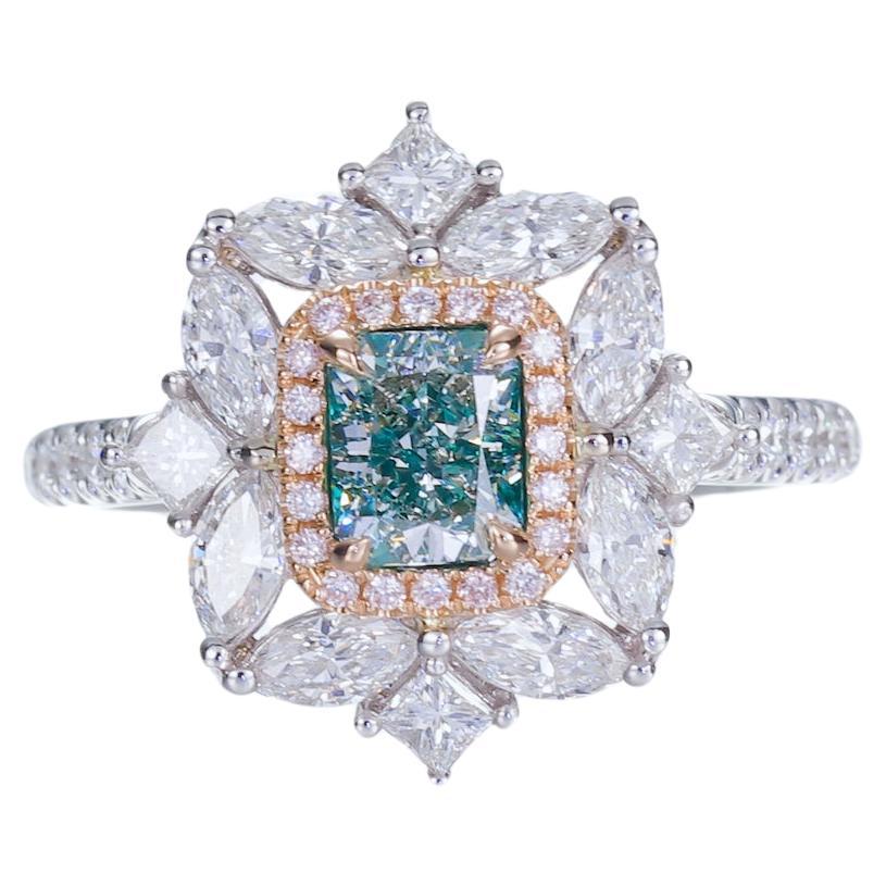 GIA Certified 0.88ct Very Light Green Natural Fancy Color Diamond Ring tw-2.02ct