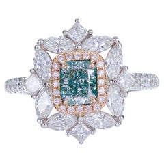 GIA Certified 0.88ct Very Light Green Natural Fancy Color Diamond Ring tw-2.02ct
