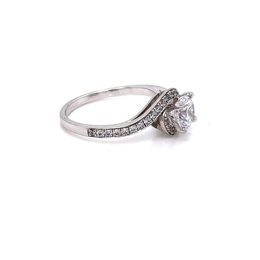 En vente :  Bague en platine avec anneau torsadé et diamant de 0,9 carat certifié par le GIA 3