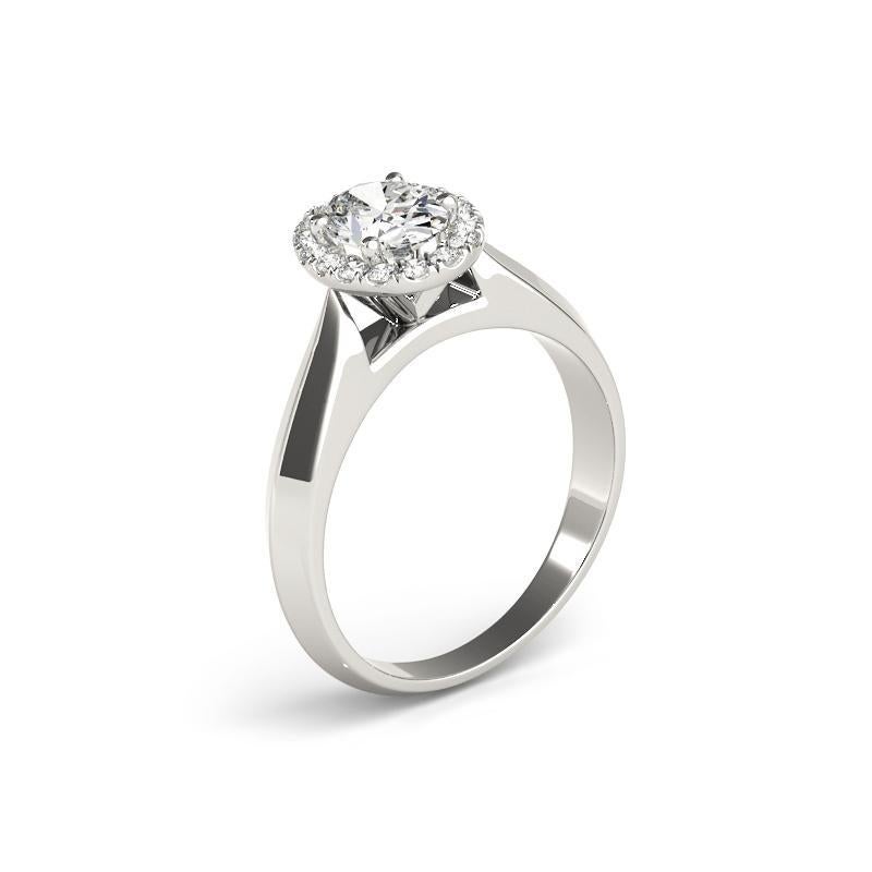GIA Certified 0.9 Carat Knife Edge Band Oval Halo 18K White Gold Diamond Ring in vendita 1
