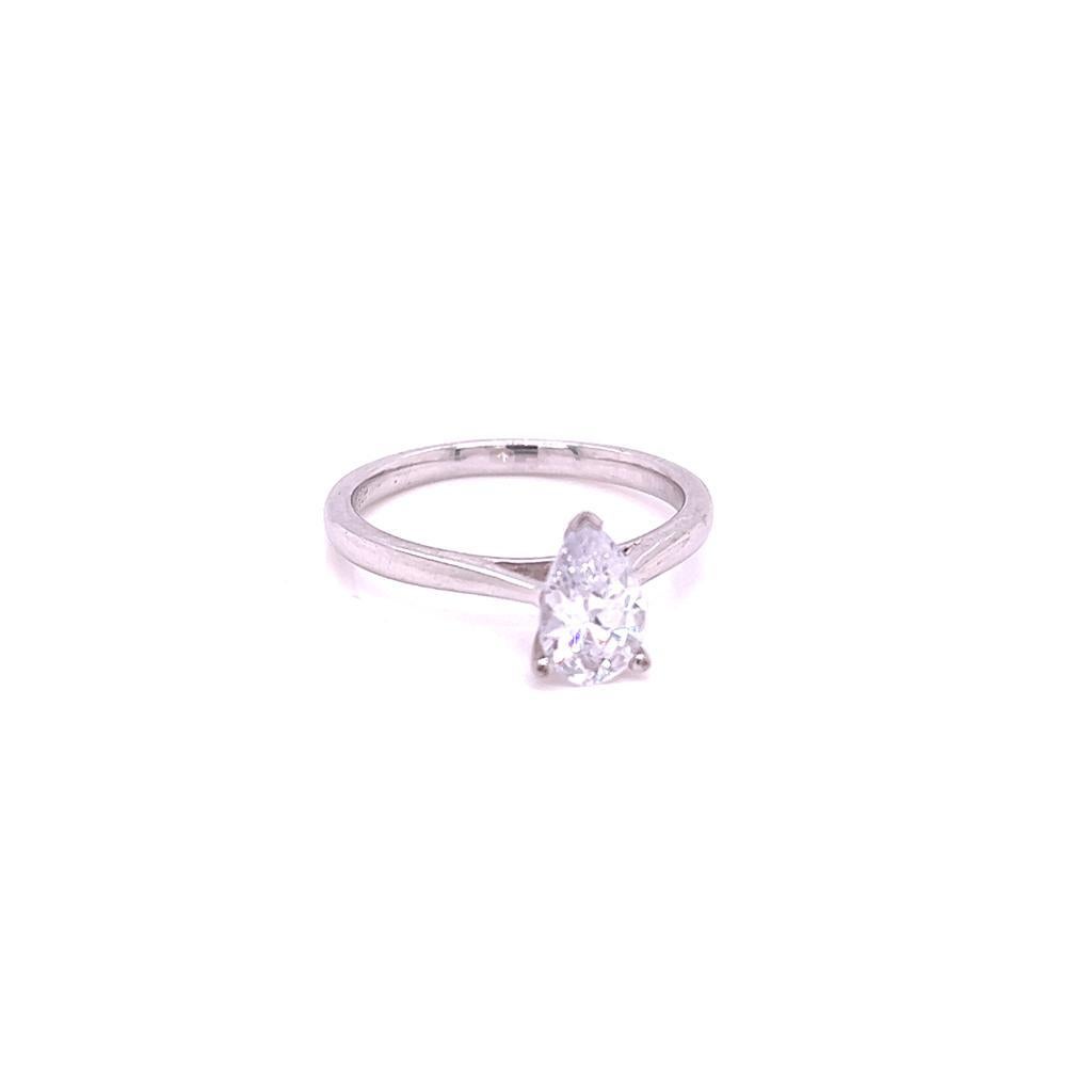 For Sale:  GIA Certified 0.9 Carat Pear shape Diamond Solitaire Ring in Platinum 2