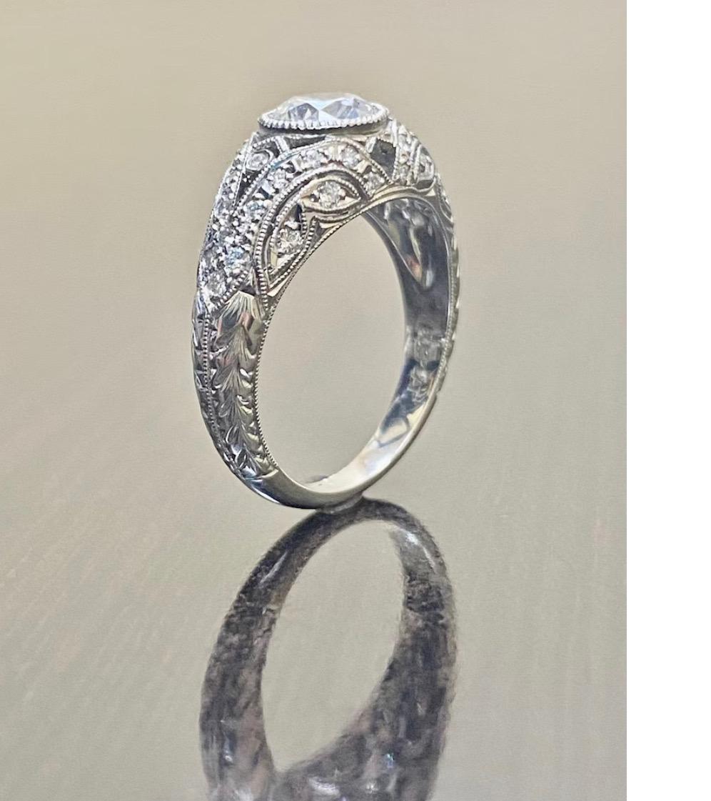 Art déco Bague de fiançailles en platine gravée avec diamant européen ancien de 0,90 carat certifié GIA en vente