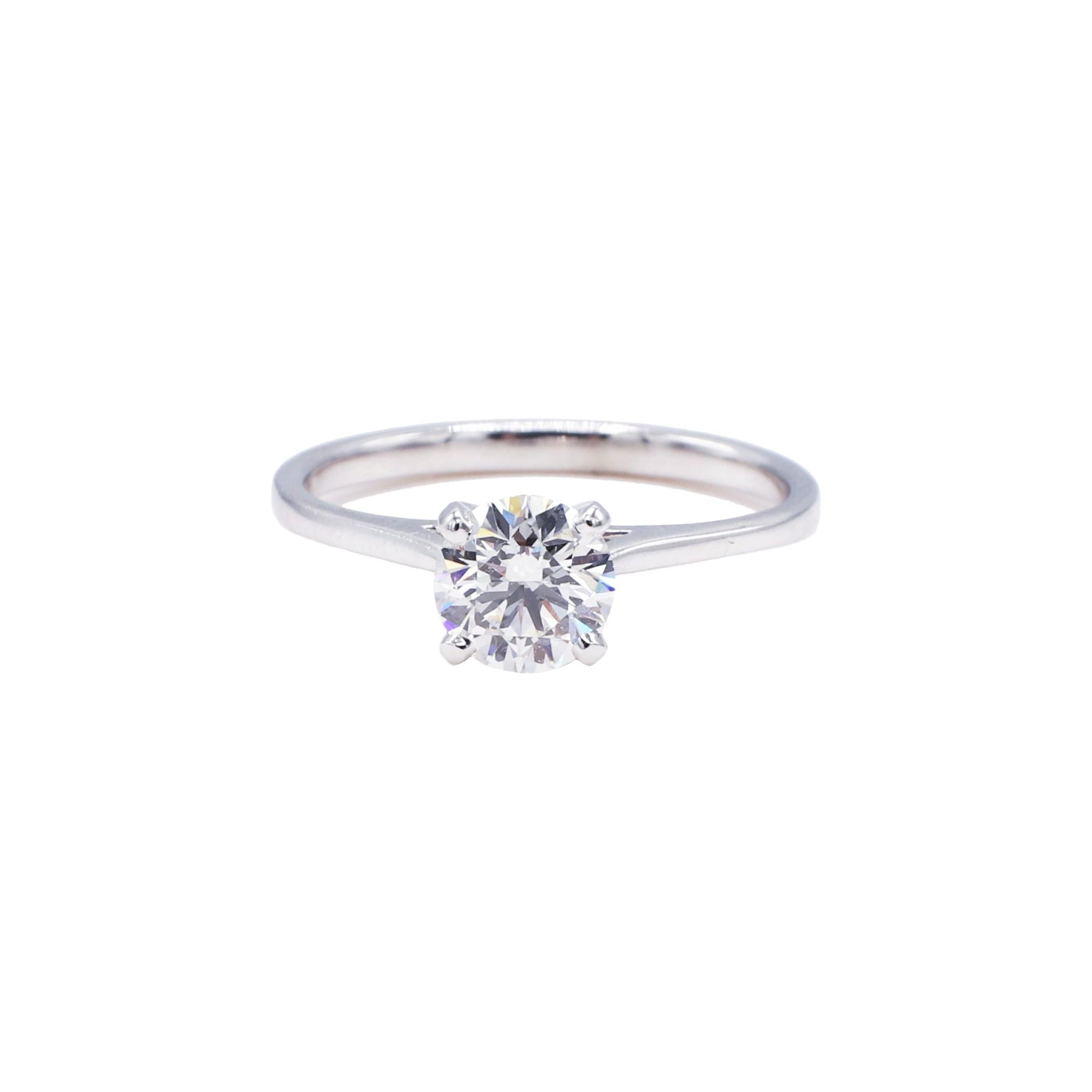 GIA Certified 0.90 Carat G VS2 Platinum Natural Diamond Solitare Engagement Ring