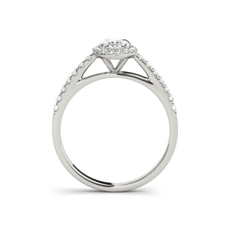 Taglio ovale GIA Certified 0,90 Carat Oval Halo Pave Cathedral 18K White Diamond Ring in vendita