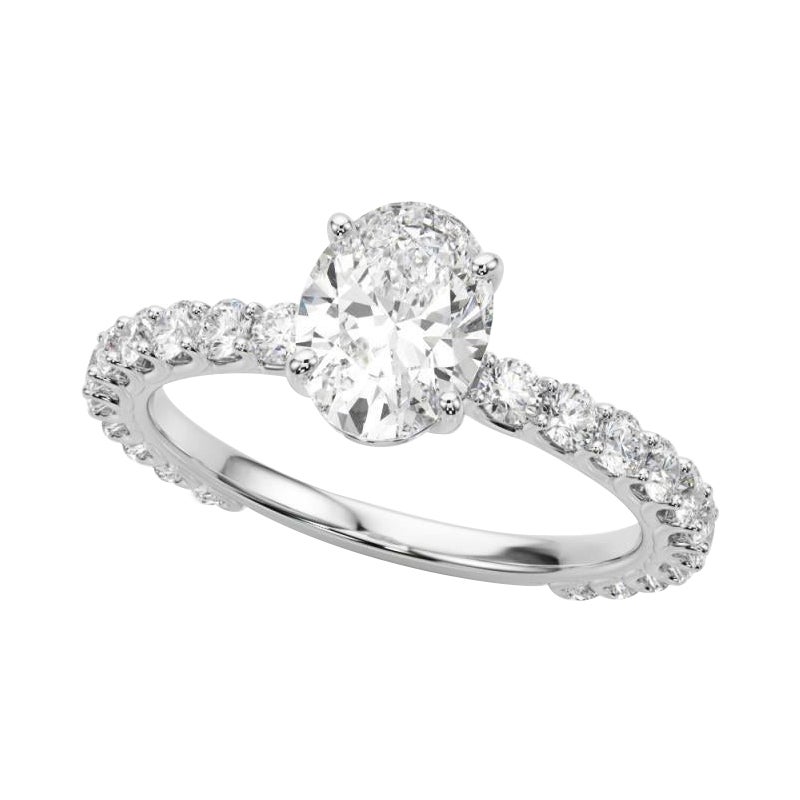 GIA Certified 0,90 Carat Oval Partial Eternity Shank Platinum Diamond Ring (anello di diamanti con gambo)
