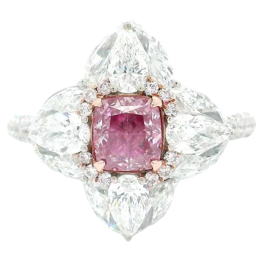 GIA Certified 0.90 Carat Very Light Pink SI2 Clarity Diamond Ring For Sale
