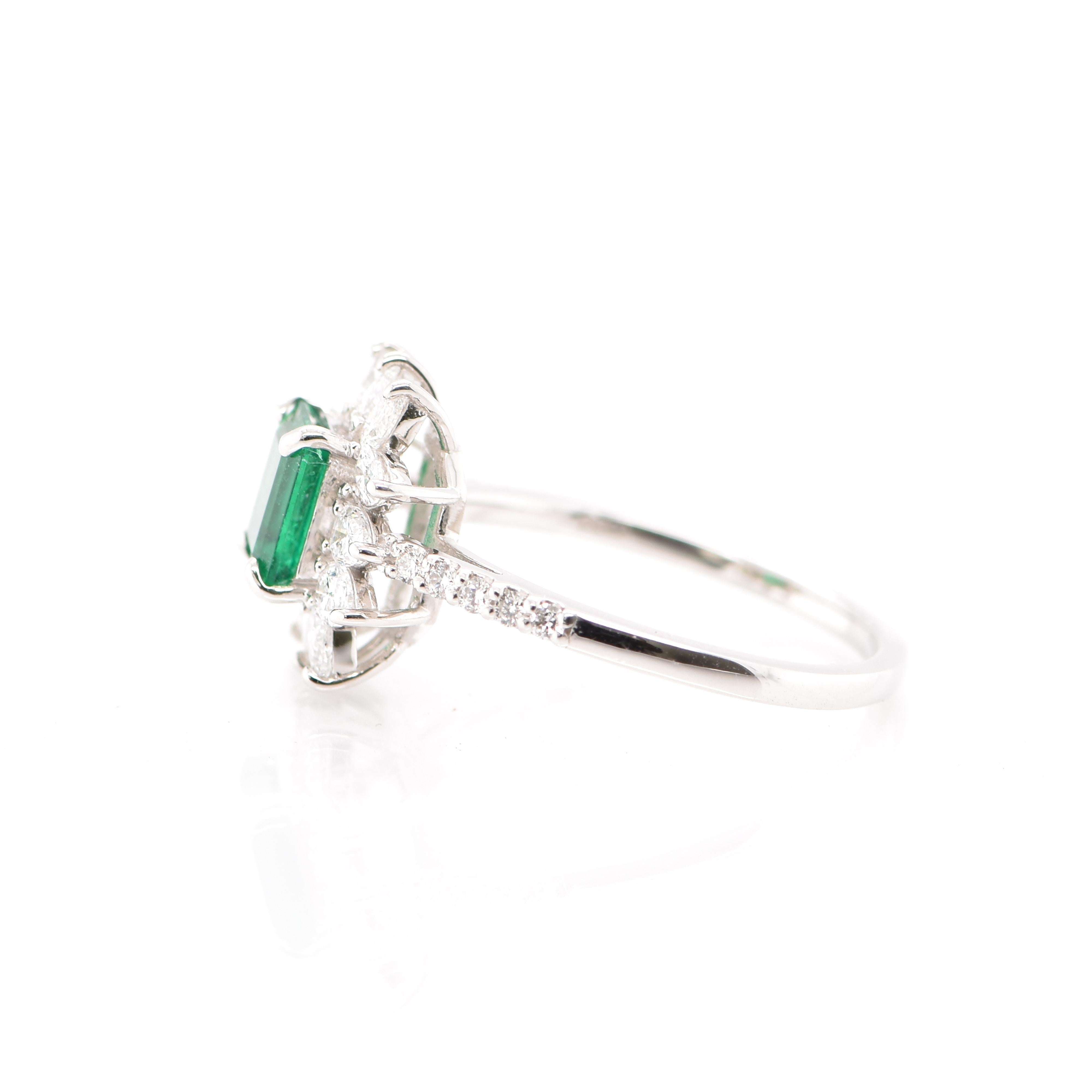 Emerald Cut GIA Certified 0.91 Carat Untreated 'No Oil' Colombian Emerald Ring For Sale