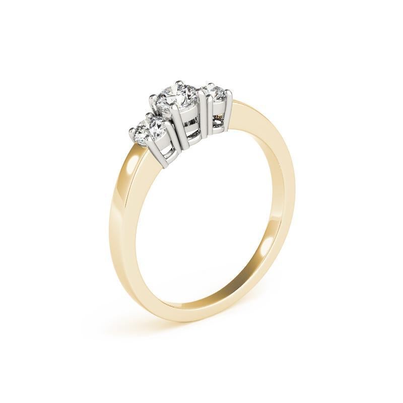 Donna GIA Certified 0.91 Carat Three-Stone Round Brilliant Diamond Ring in vendita