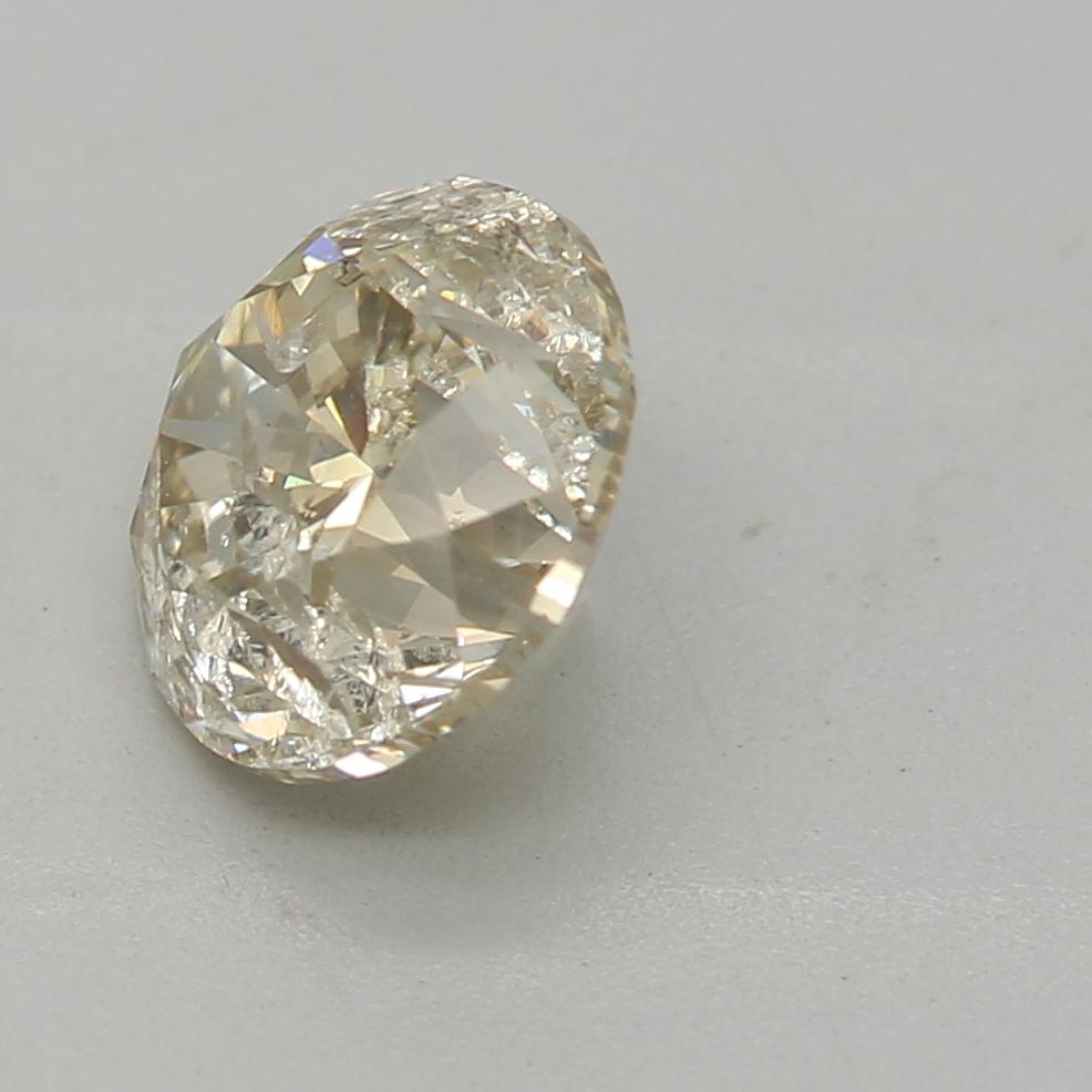 Round Cut GIA Certified 0.93 Carat U - V Colour I3 Clarity Diamond For Sale