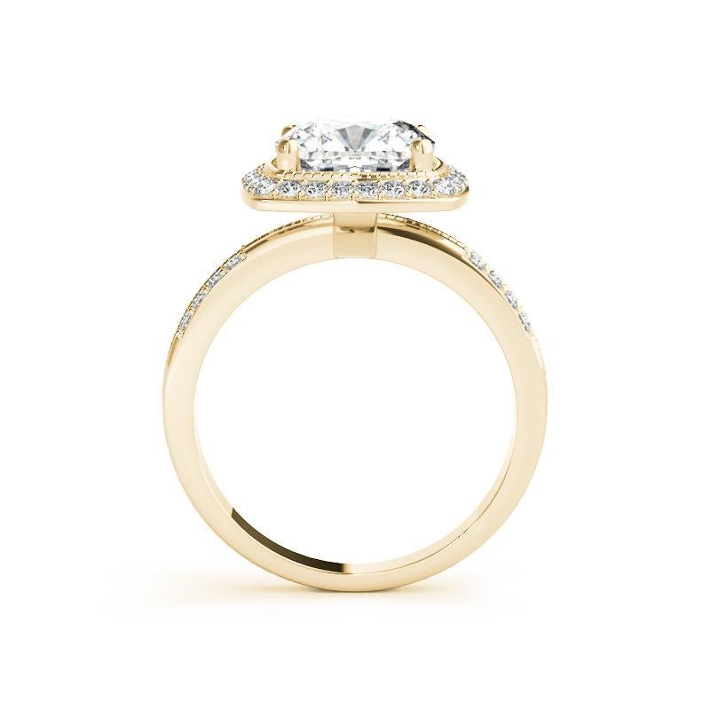 GIA Certified 0.94 Carat Raised Square Cushion Halo Yellow Gold Ring In condizioni Nuovo in vendita a New York, NY