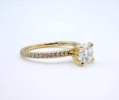 GIA Certified 0.94 Carat Round Diamond Yellow Gold Solitaire Engagement Ring