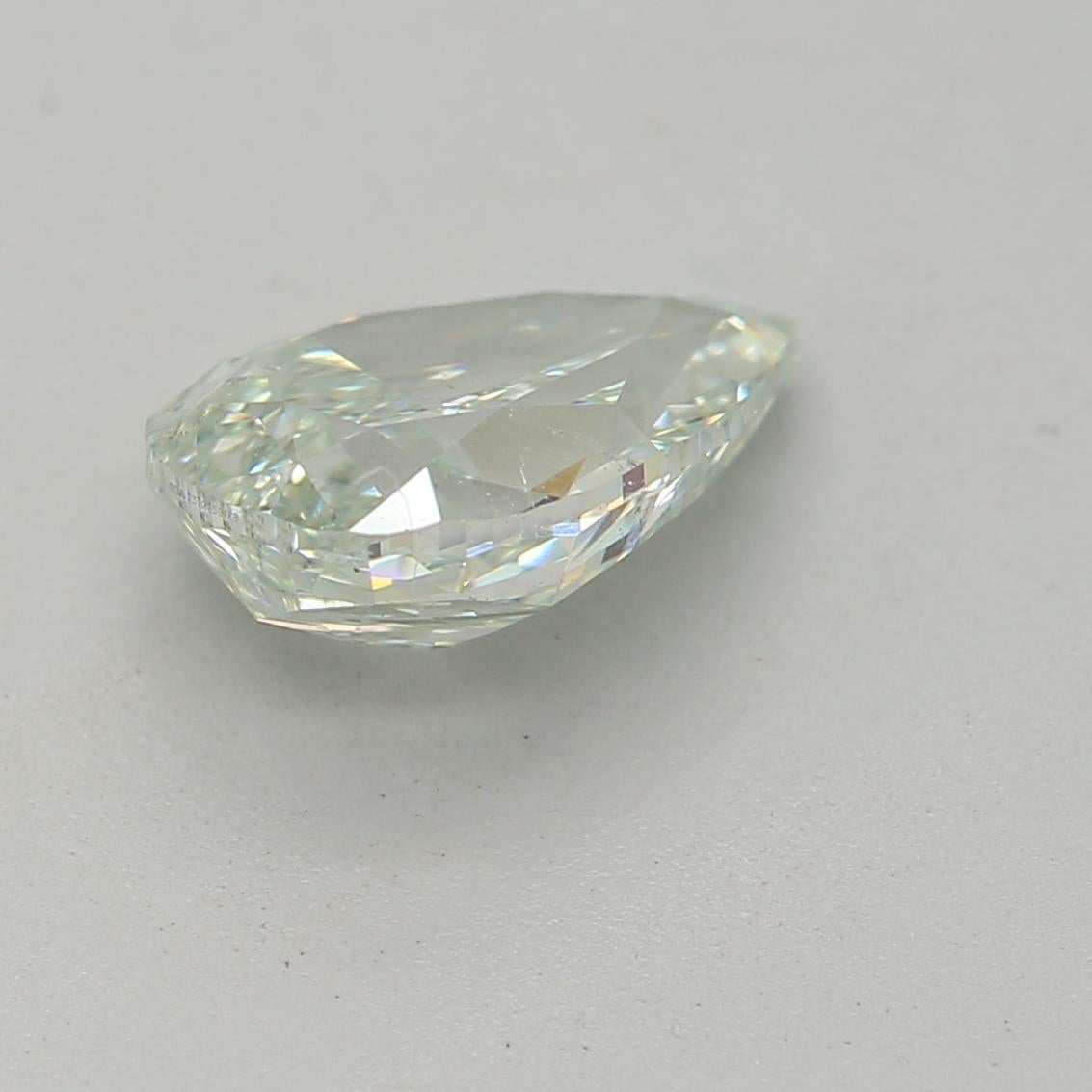 GIA Certified 0.95 Carat Fancy Light Green SI2 Clarity Diamond In New Condition For Sale In บางรัก, TH