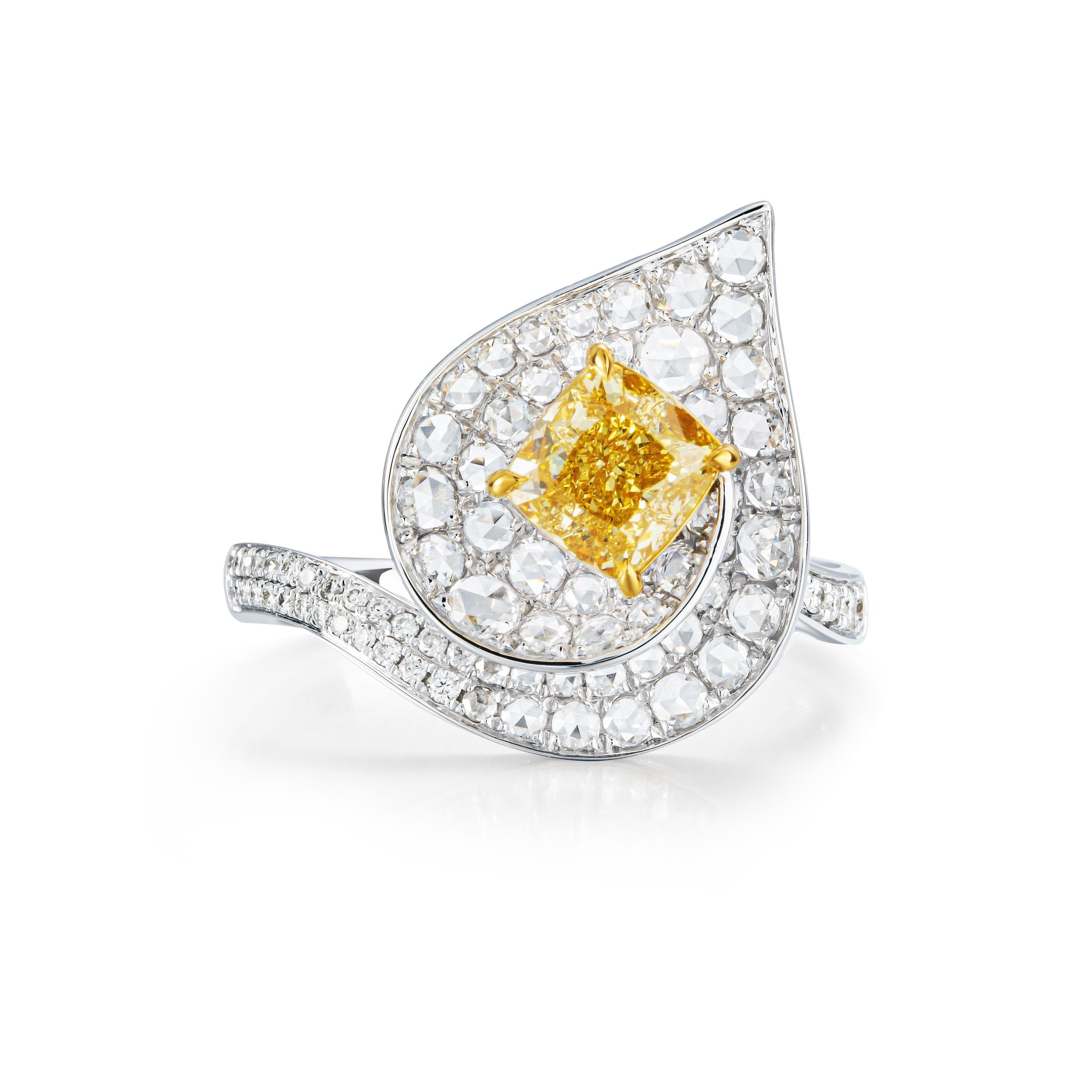 GIA Certified 0.96ct Natural Fancy Intense Yellow Cushion Diamond Ring 18kt Gold In New Condition For Sale In Hong Kong, HK