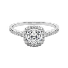 GIA Certified 0,97 Carat Cushion Halo Pave Anello con diamanti in oro bianco 18K