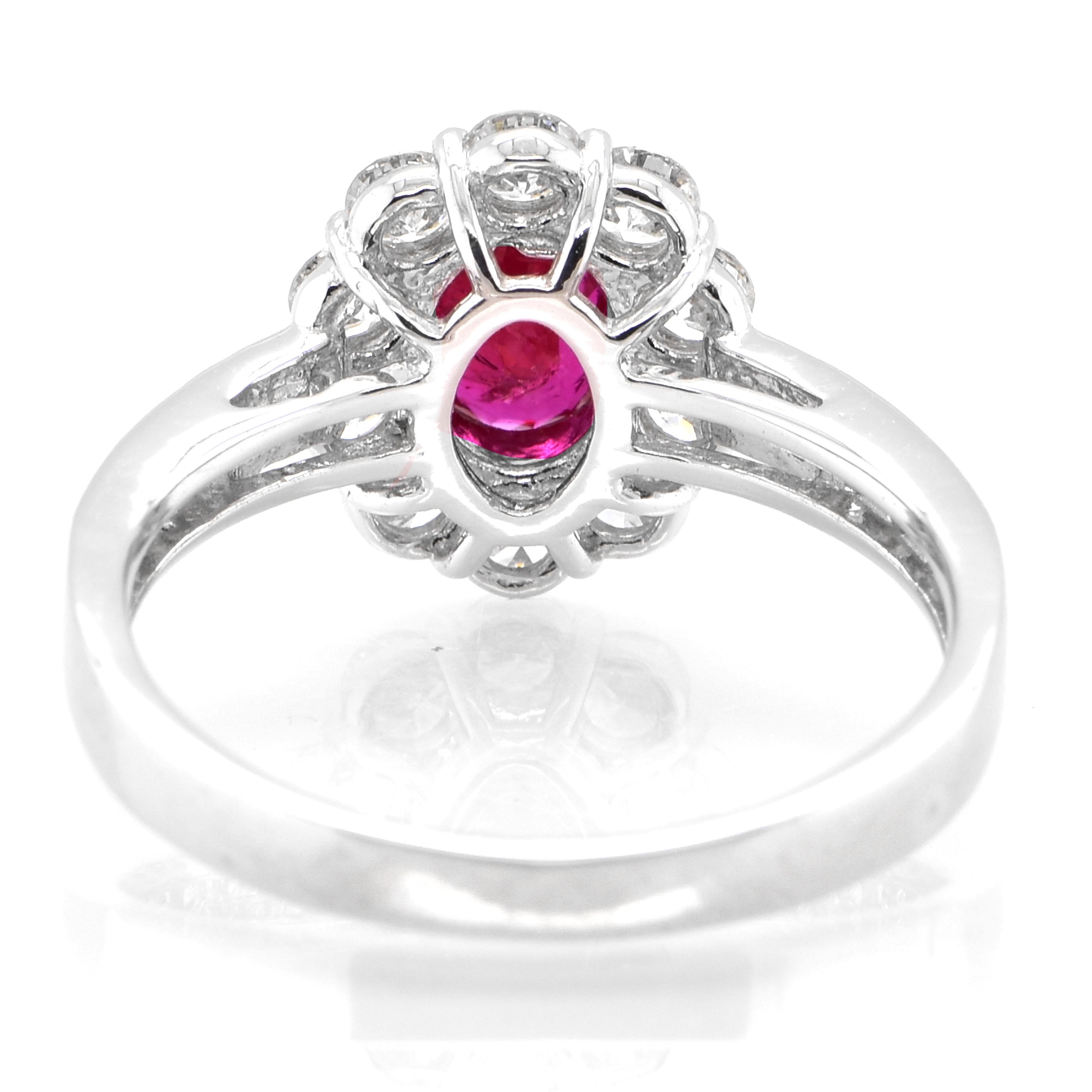 GIA Certified 0.99 Carat Unheated Ruby and Diamond Ring set in Platinum In New Condition For Sale In Tokyo, JP