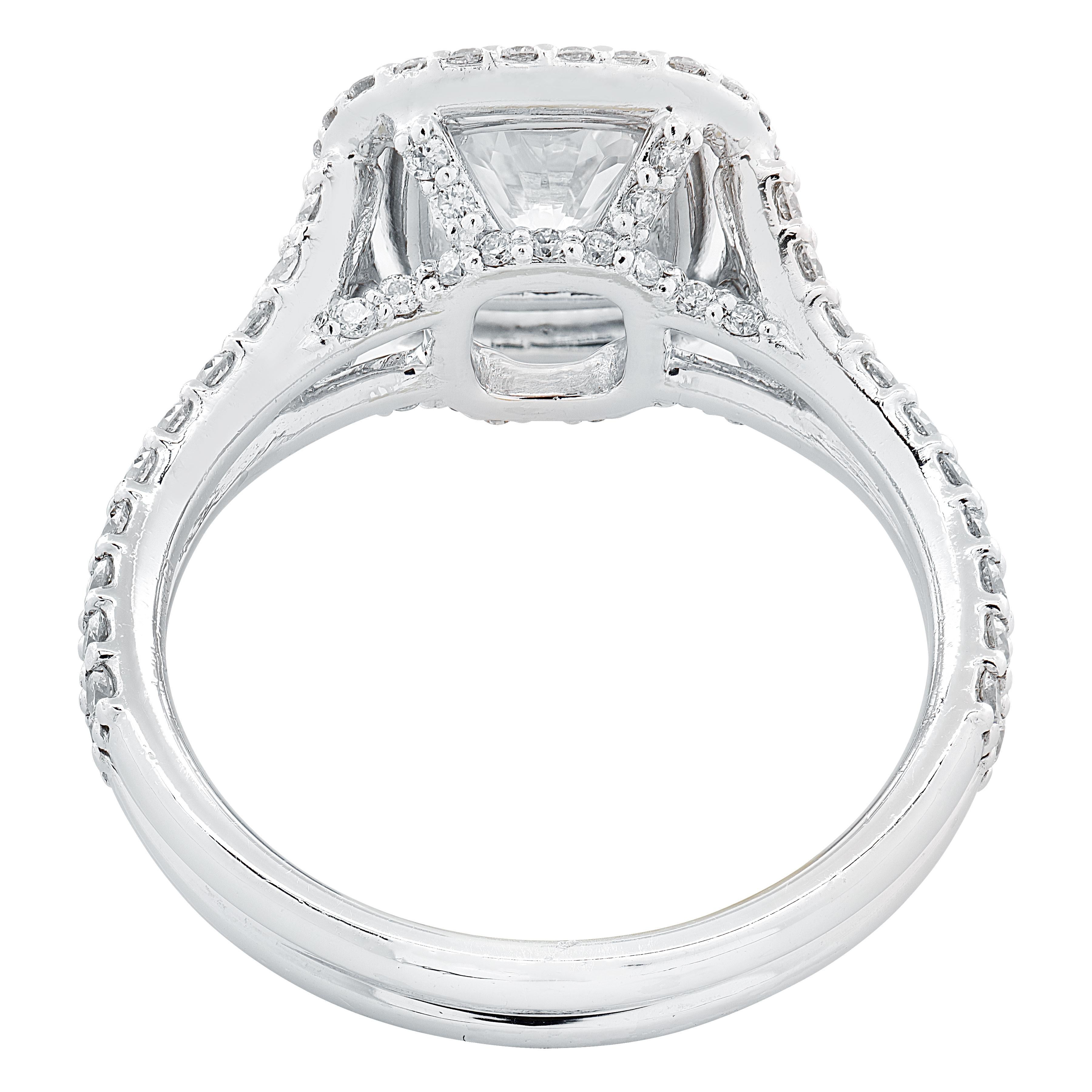 Taille coussin Bague de fiançailles double halo en diamant taillé en coussin de 1 carat certifiée GIA en vente