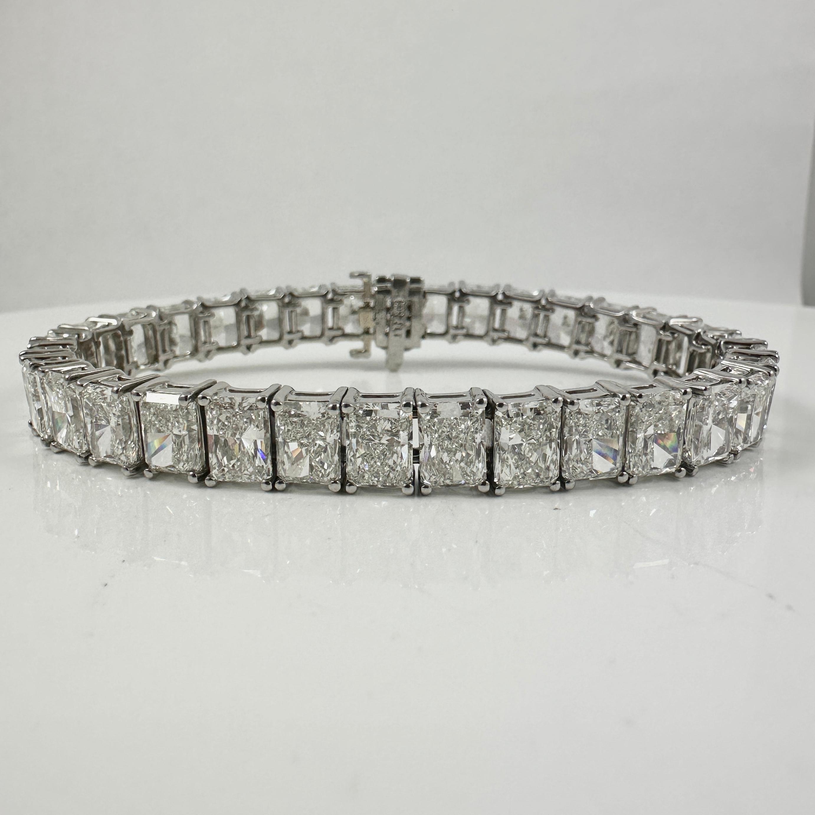 GIA-zertifiziert, 1 Karat pro Stück, Diamant-Tennisarmband mit Strahlenschliff in Platin für Damen oder Herren im Angebot