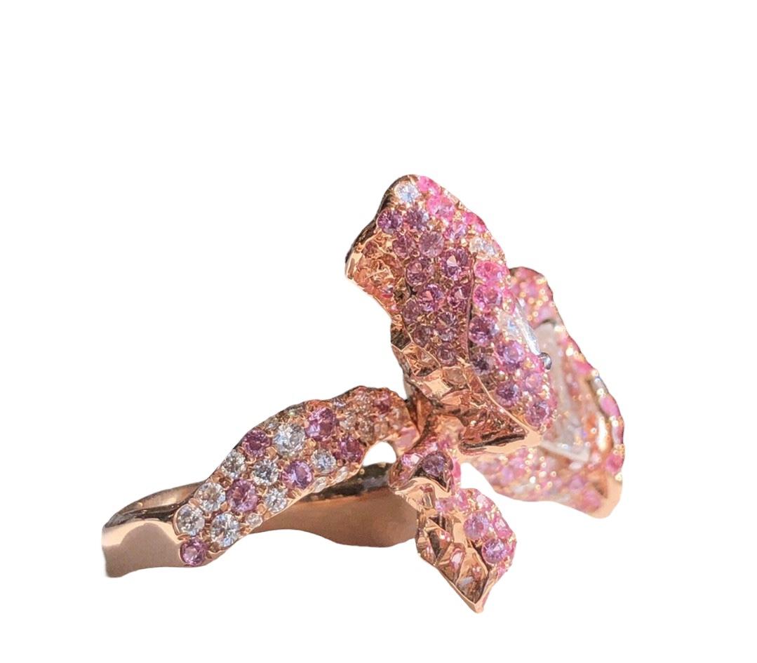 Women's GIA Certified 1 Carat Fancy Light Orangy Pink Pear Cut Diamond Knot Ring For Sale