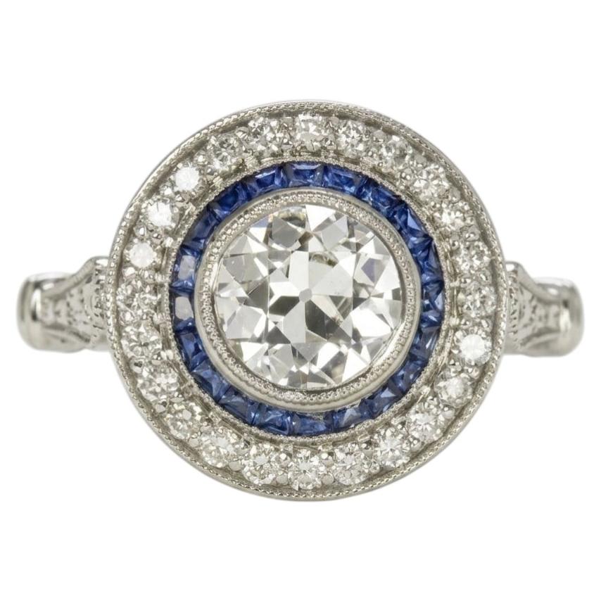 GIA-zertifizierter Verlobungsring mit einem Diamanten im alten europäischen Schliff (1 Karat) und Saphir-Halo