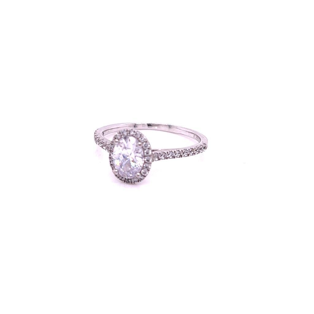 For Sale:  GIA Certified 1 Carat Oval Diamond Ring in Platinum 2