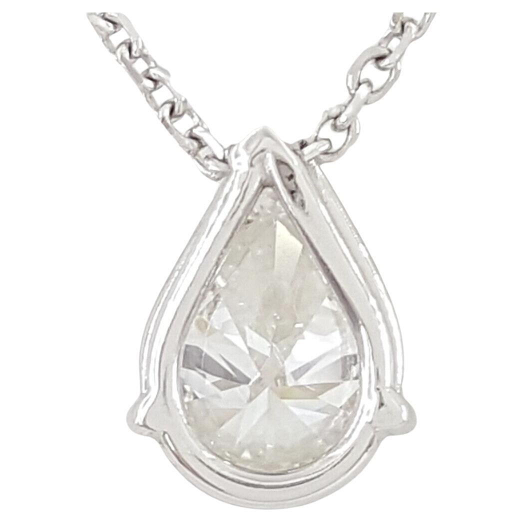 GIA Certified 1 Carat  Pear Cut Diamond Pendant Necklace In New Condition For Sale In Rome, IT