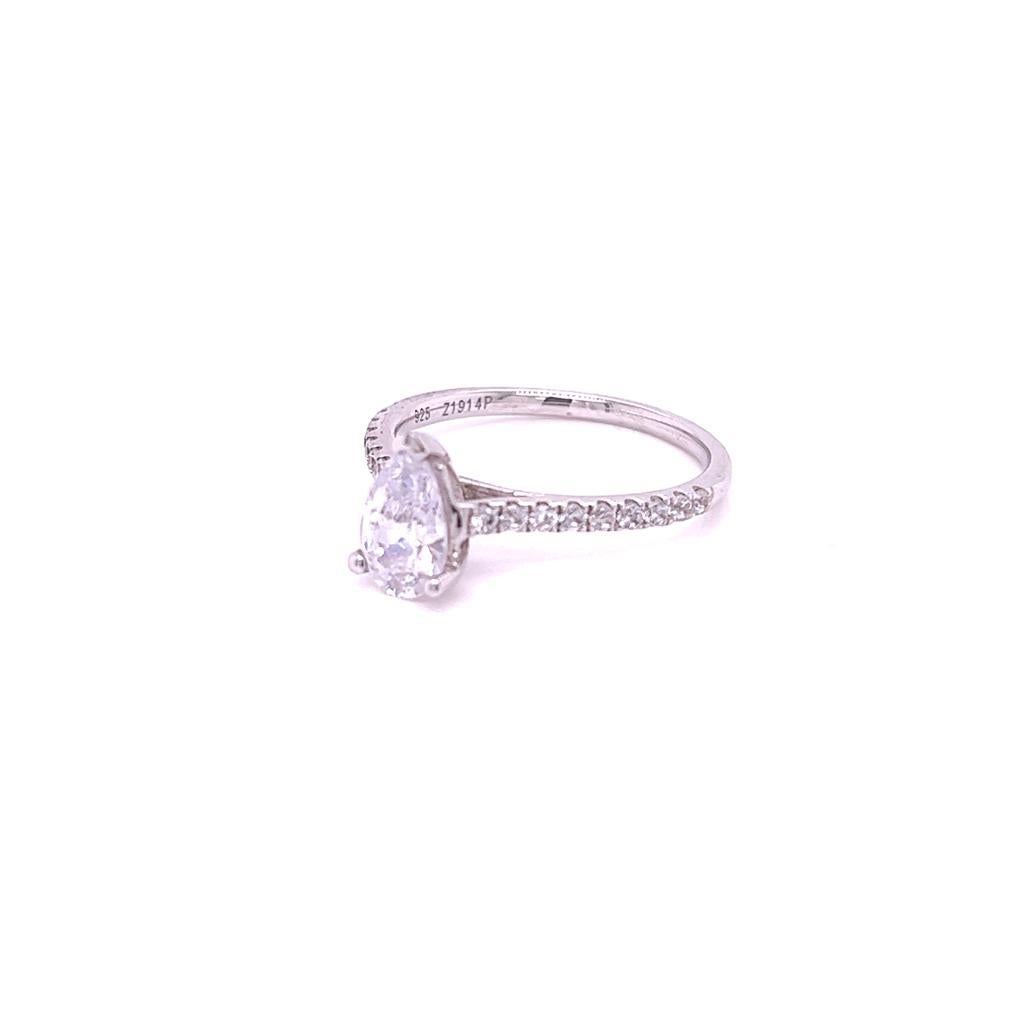 For Sale:  GIA Certified 1 Carat Pear shape Diamond Ring in Platinum 3