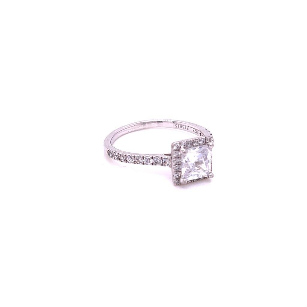For Sale:  GIA Certified 1 Carat Princess cut Diamond Ring in Platinum 2
