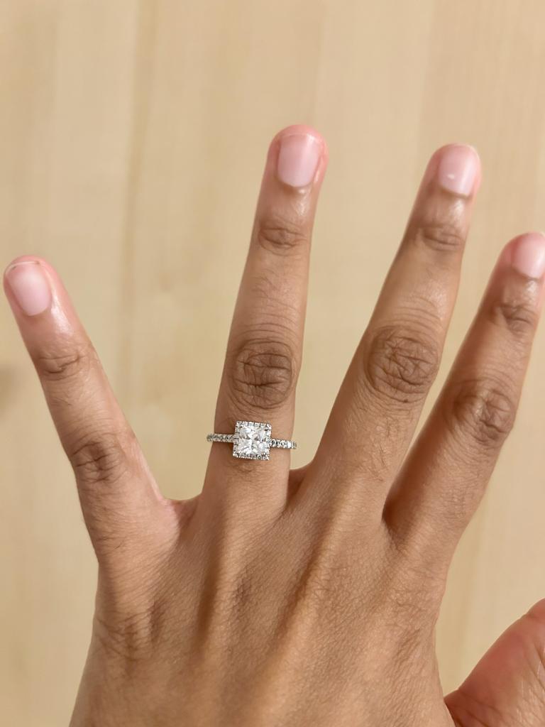 For Sale:  GIA Certified 1 Carat Princess cut Diamond Ring in Platinum 6