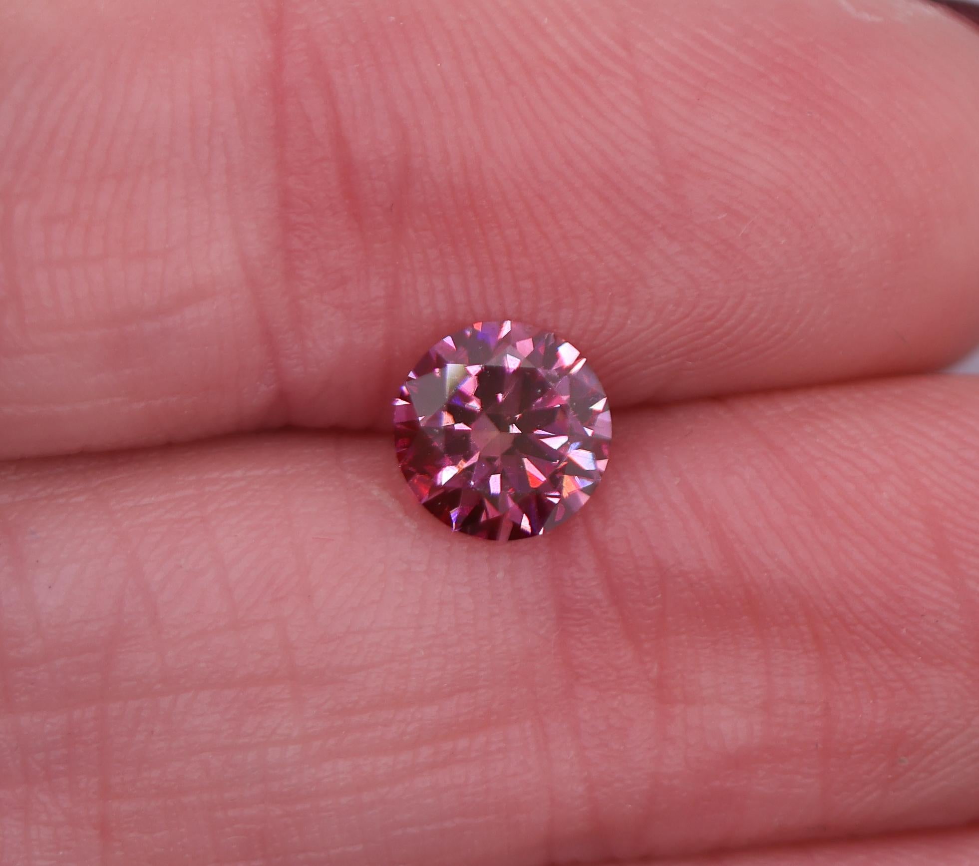 GIA Certified 1 Carat Purplish Pink Diamond Earth Mined Brilliant Round 6.5mm For Sale 5