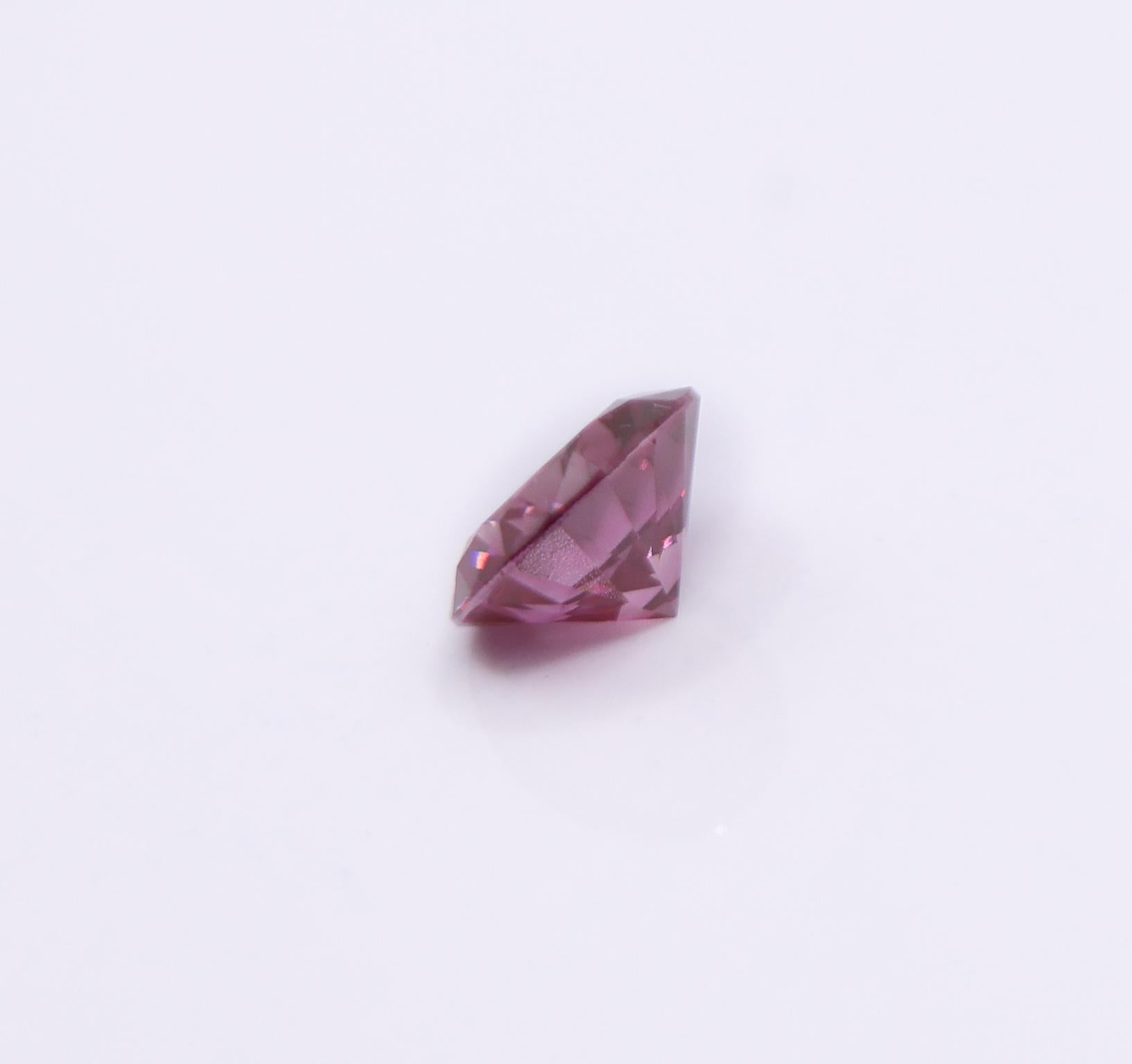 GIA Certified 1 Carat Purplish Pink Diamond Earth Mined Brilliant Round 6.5mm For Sale 3