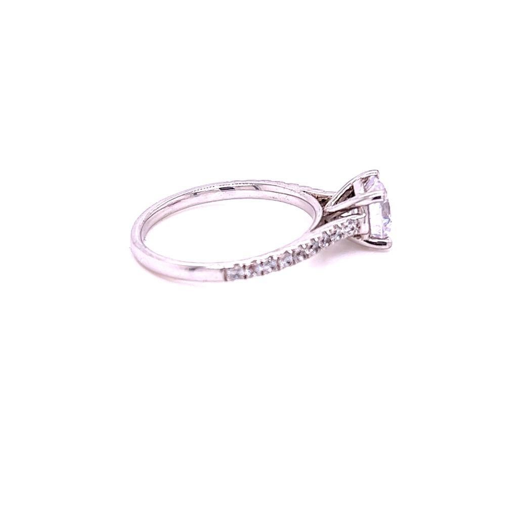 For Sale:  GIA Certified 1 Carat Round Brilliant Diamond Ring in Platinum 4