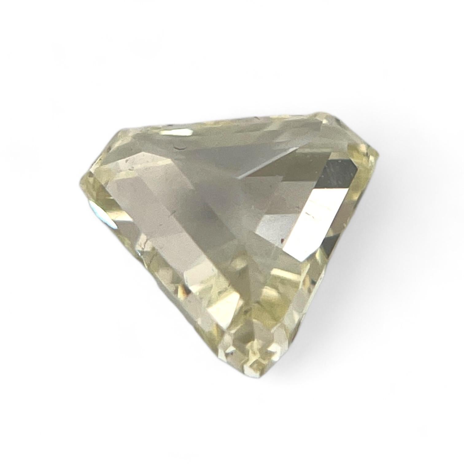Moderne Diamant naturel certifié GIA de 1 carat de taille trillion en vente