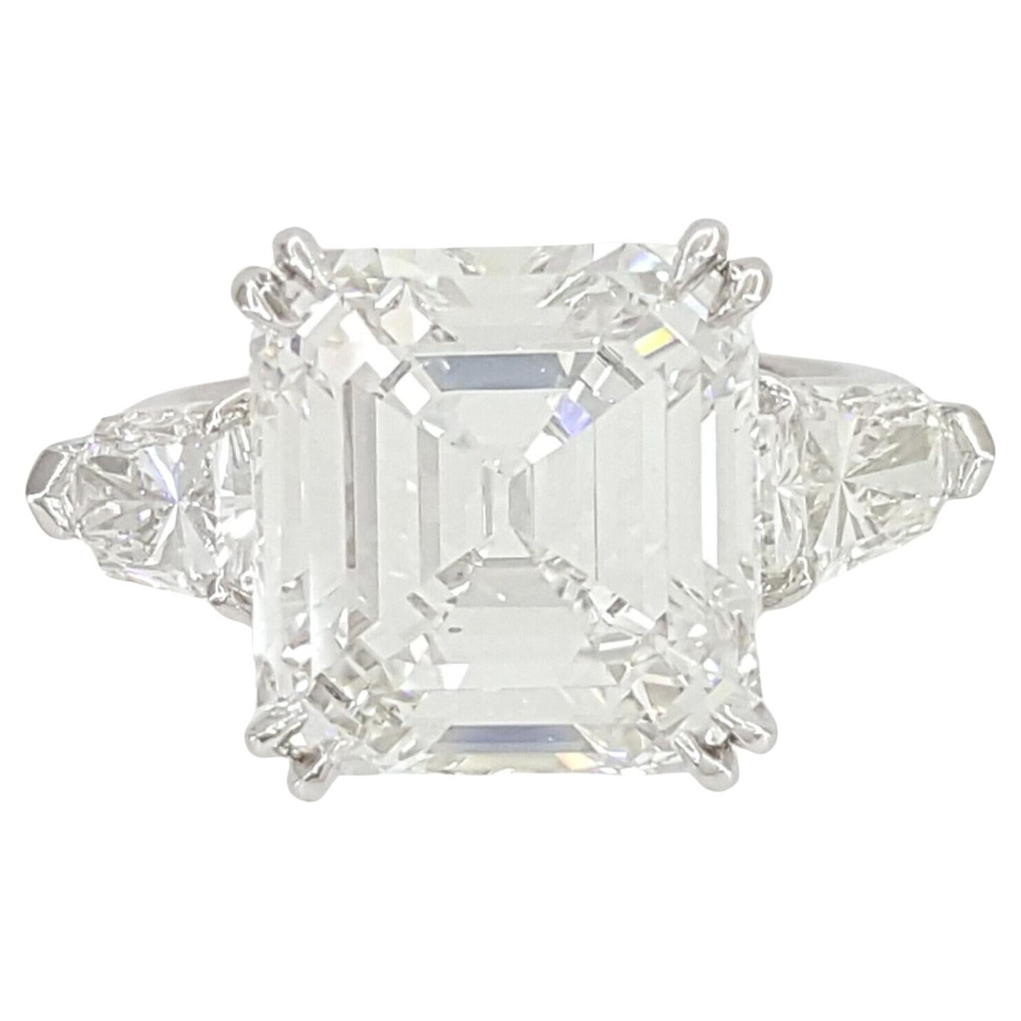 GIA zertifiziert 10 Karat E Farbe Asscher Cut Diamant Verlobungsring Platin (Moderne) im Angebot