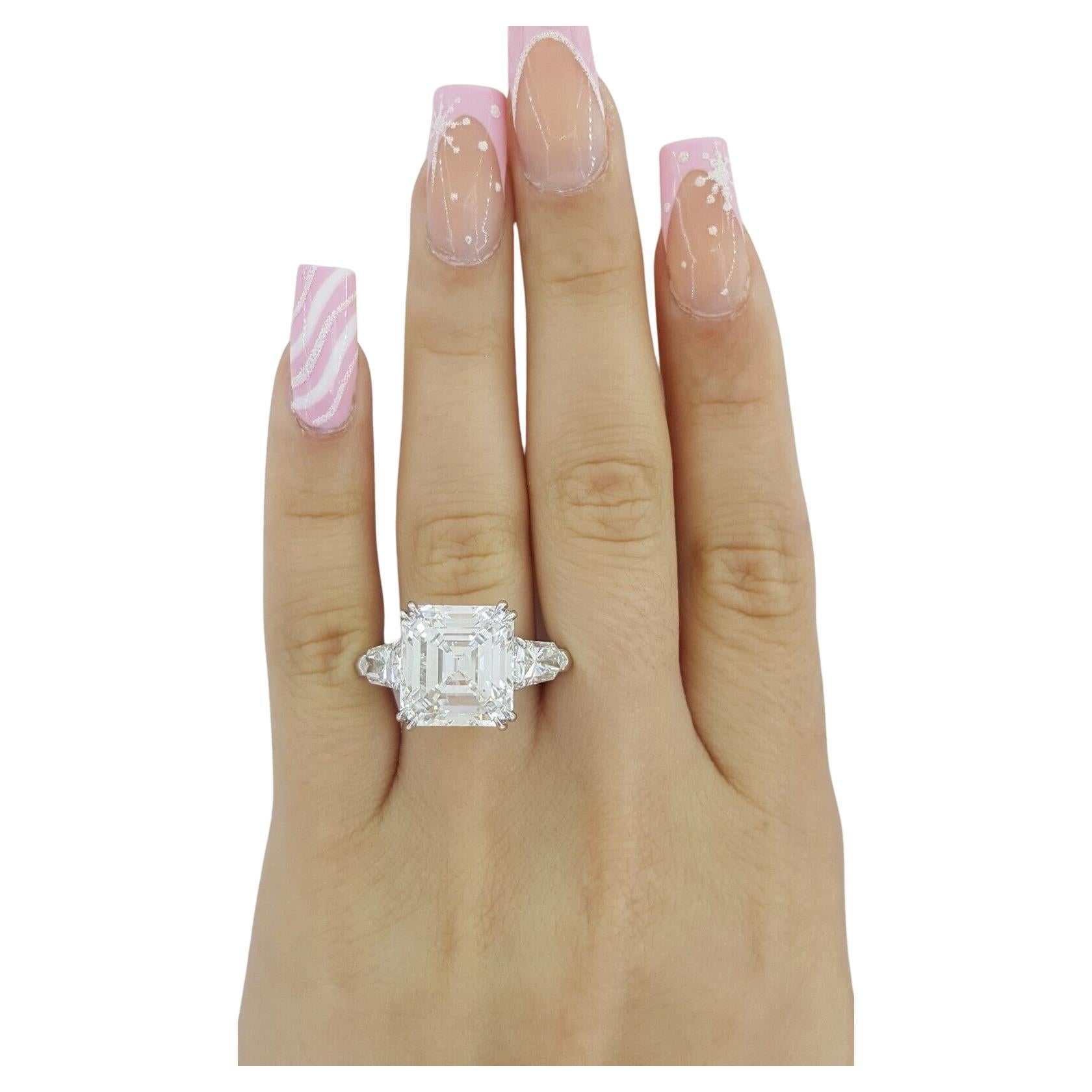 GIA Certified 10 Carat E Color Asscher Cut Diamond Engagement Platinum Ring Neuf - En vente à Rome, IT