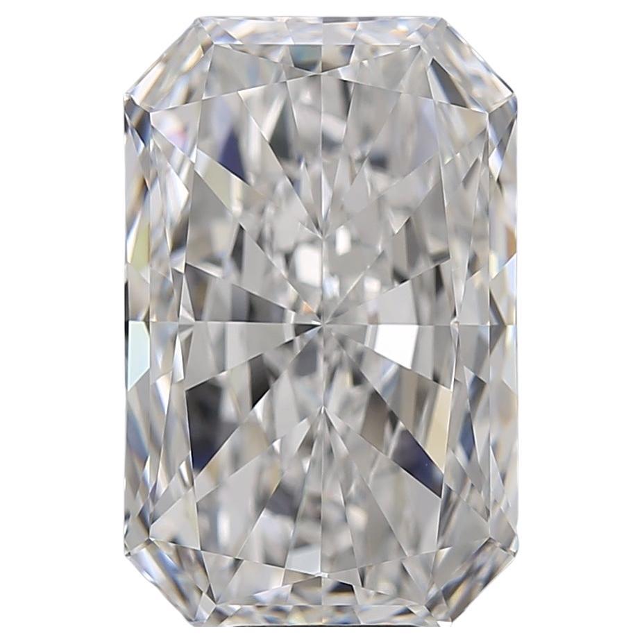 Bague exquise en diamant de 10 carats à taille radiante

sertie d'un diamant rond micro pave bague

serti en platine massif