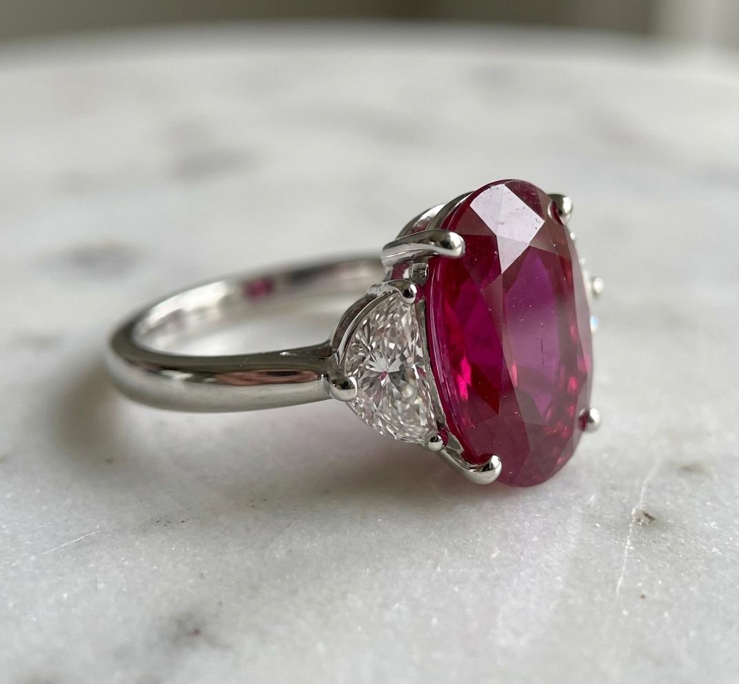 Contemporain Bague en platine certifiée GRS de 10,25 carats de rubis de Birmanie et de diamants en vente