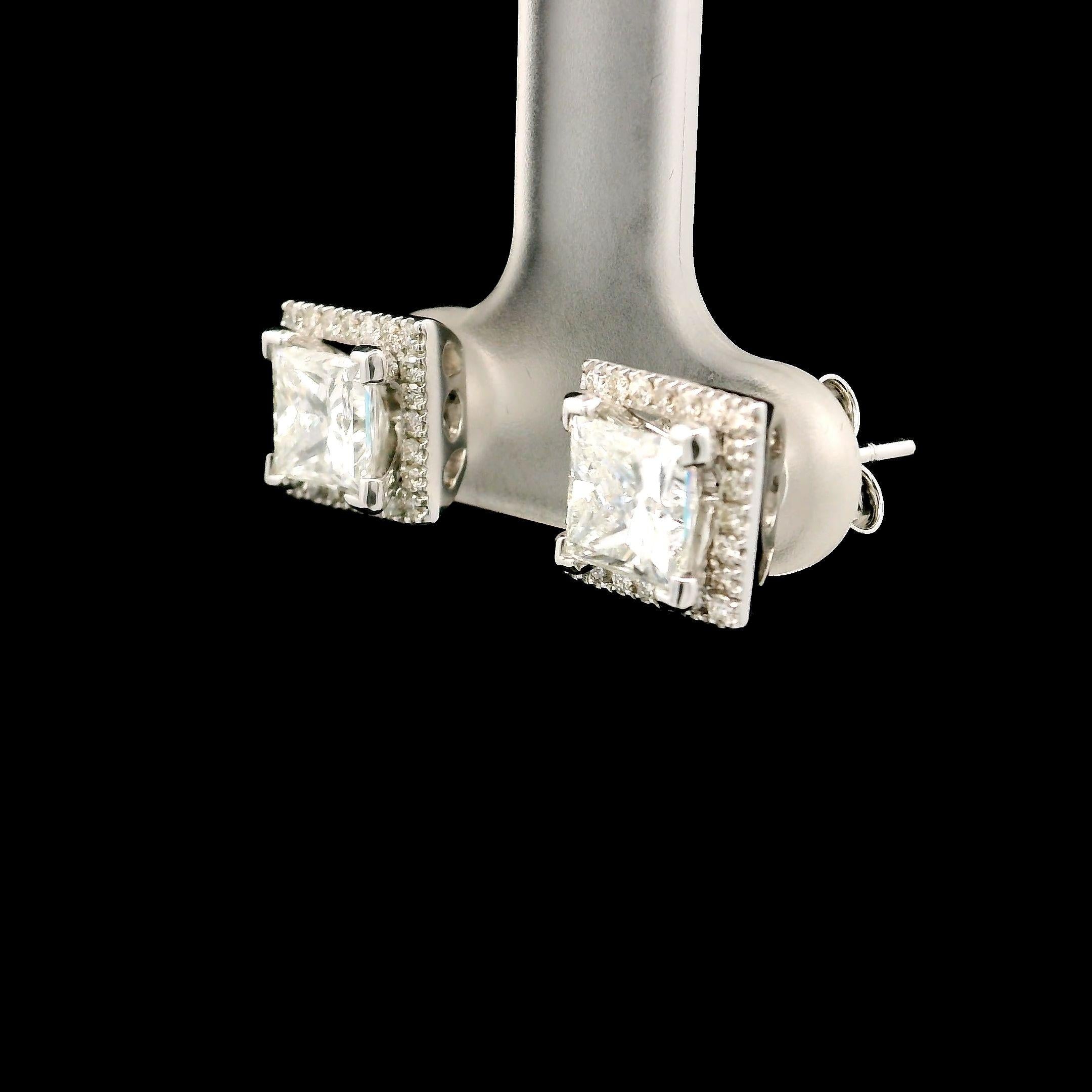 GIA-zertifizierter 1,00/1,01 Karat G/G Farbe SI1/SI1 Reinheit Diamant-Ohrring im Zustand „Neu“ im Angebot in บางรัก, TH