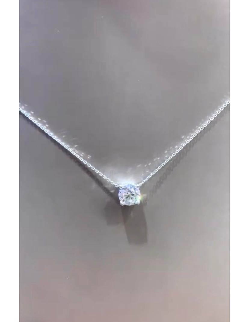 Ciondolo in oro 18K con diamante da 1,00 carati certificato GIA In condizioni Nuovo in vendita a Massafra, IT