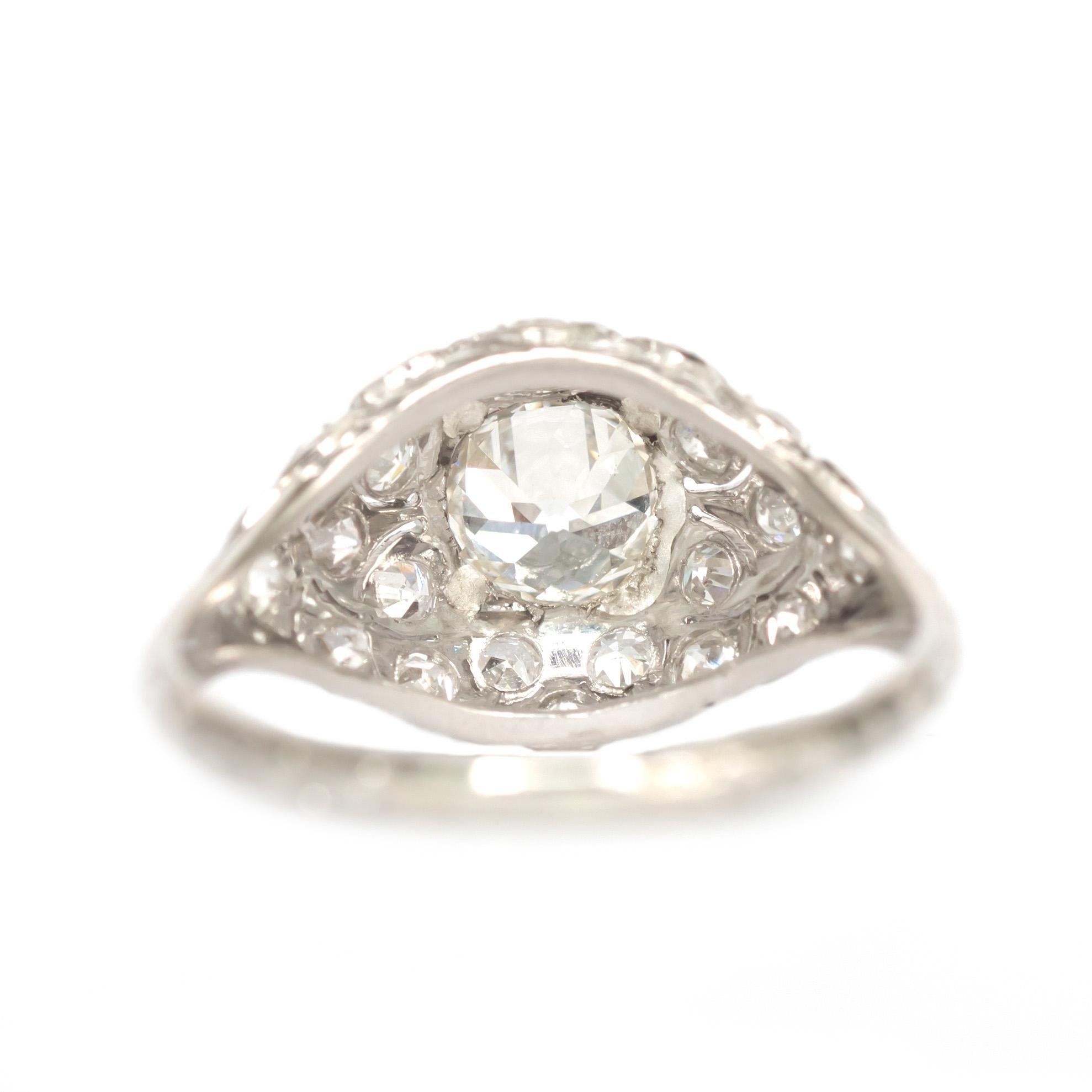 GIA Certified 1.00 Carat Diamond Platinum Engagement Ring In Good Condition For Sale In Atlanta, GA