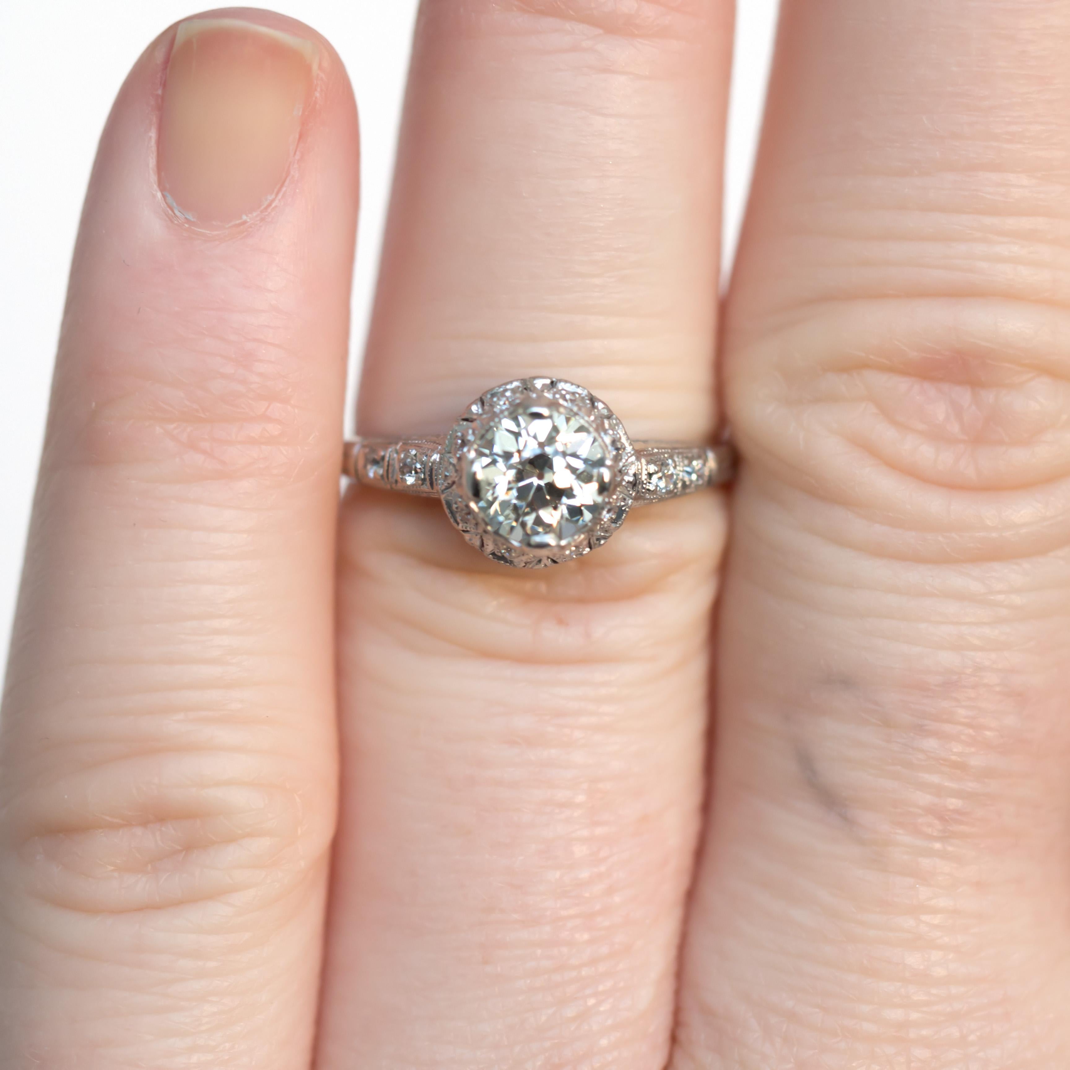 GIA Certified 1.00 Carat Diamond Platinum Engagement Ring In Good Condition For Sale In Atlanta, GA