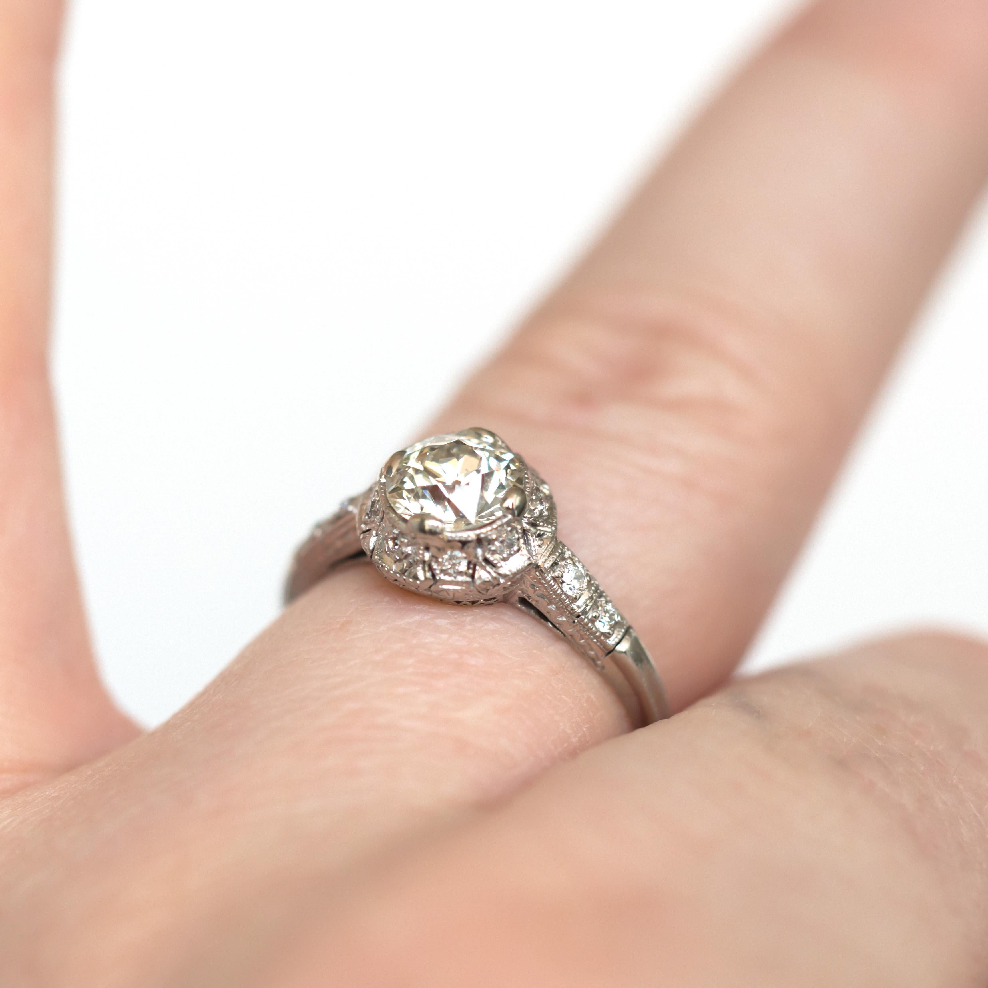 Women's or Men's GIA Certified 1.00 Carat Diamond Platinum Engagement Ring For Sale